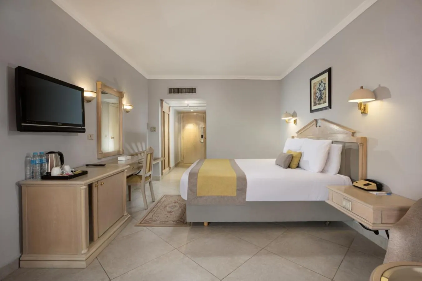 Bed in Pyramisa Hotel Luxor