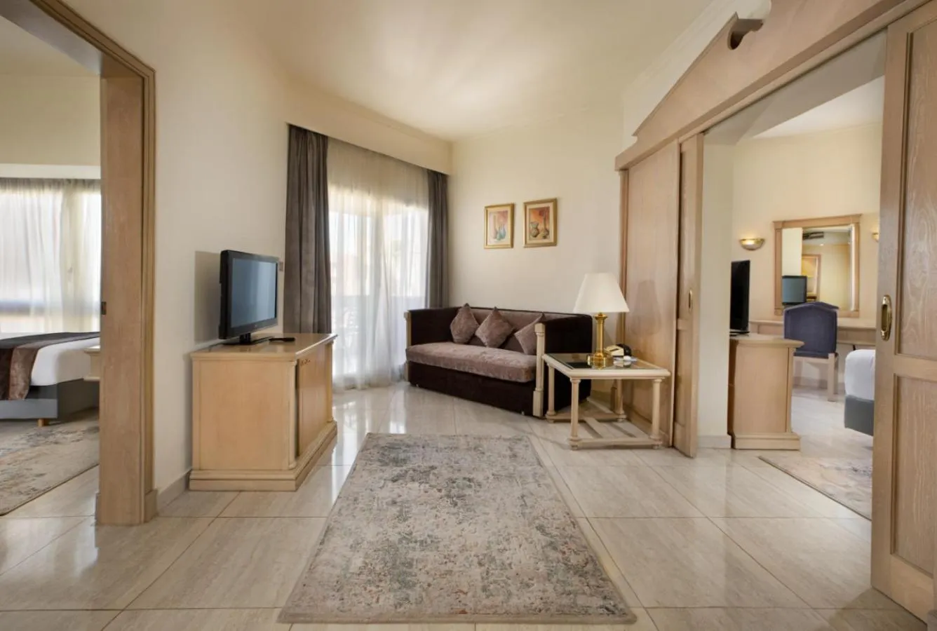 Bed in Pyramisa Hotel Luxor