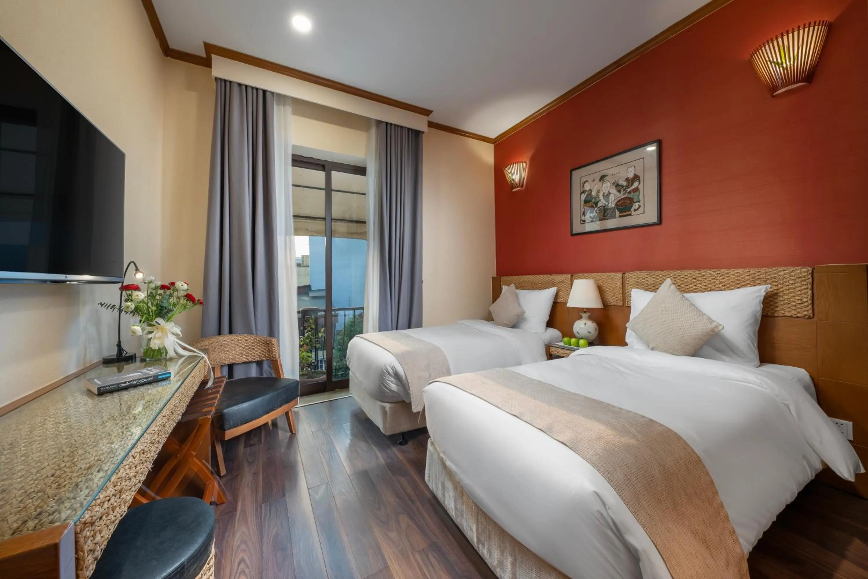 Bedroom, Bed in MK Premier Boutique Hotel