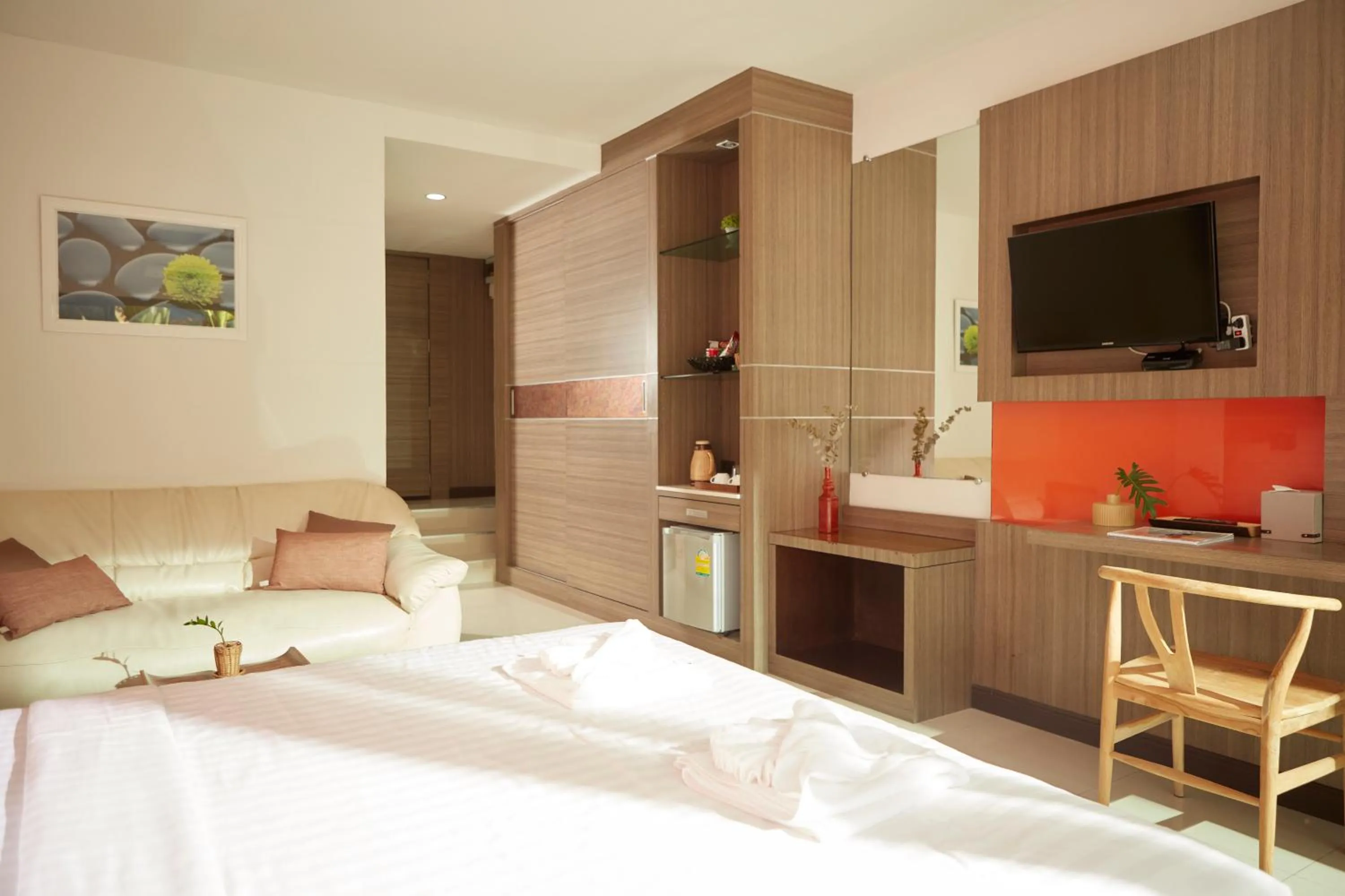 Bed in Rhienchai Place Hotel