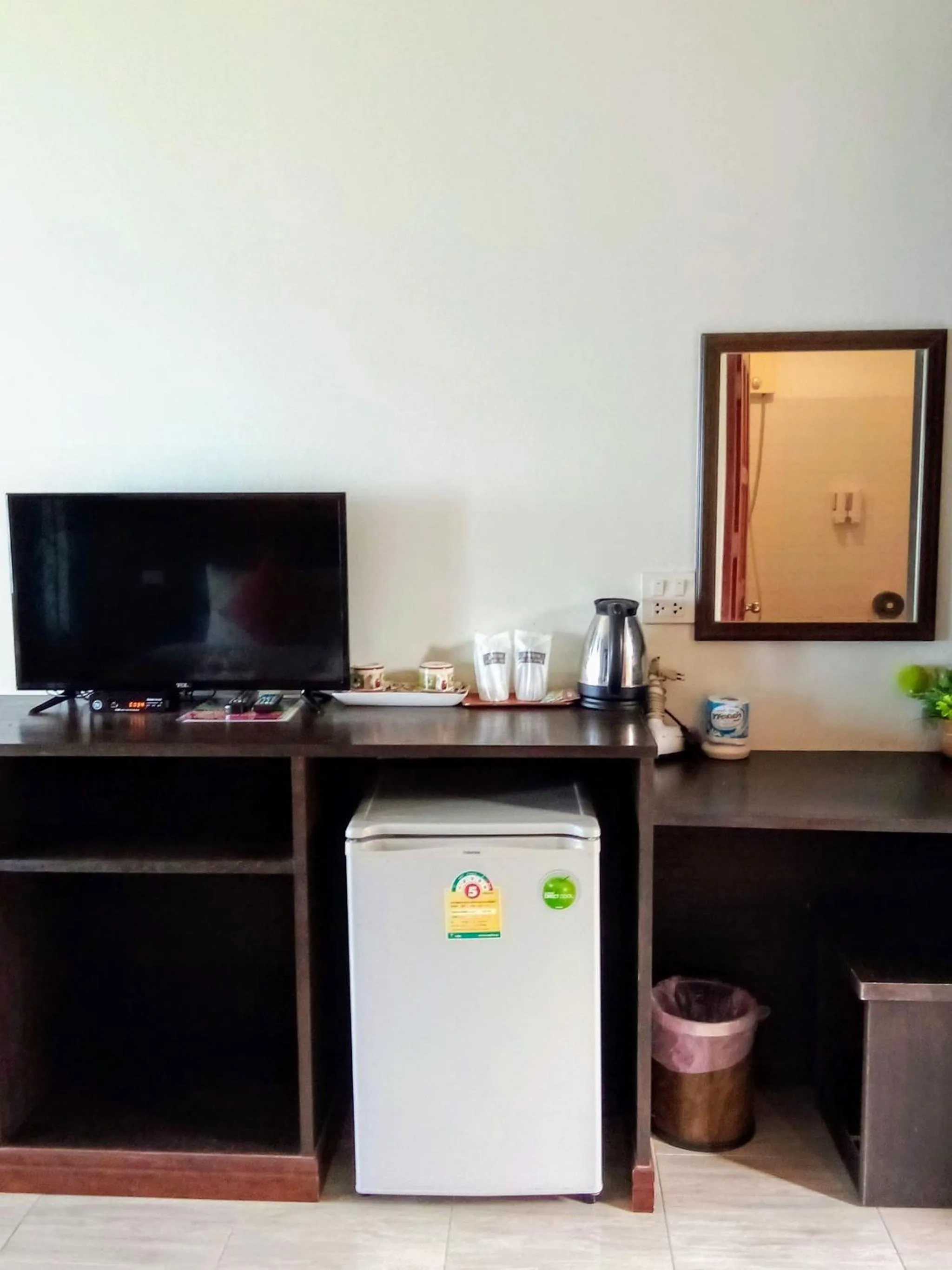 TV and multimedia in The Sea @ Lanta Hotel