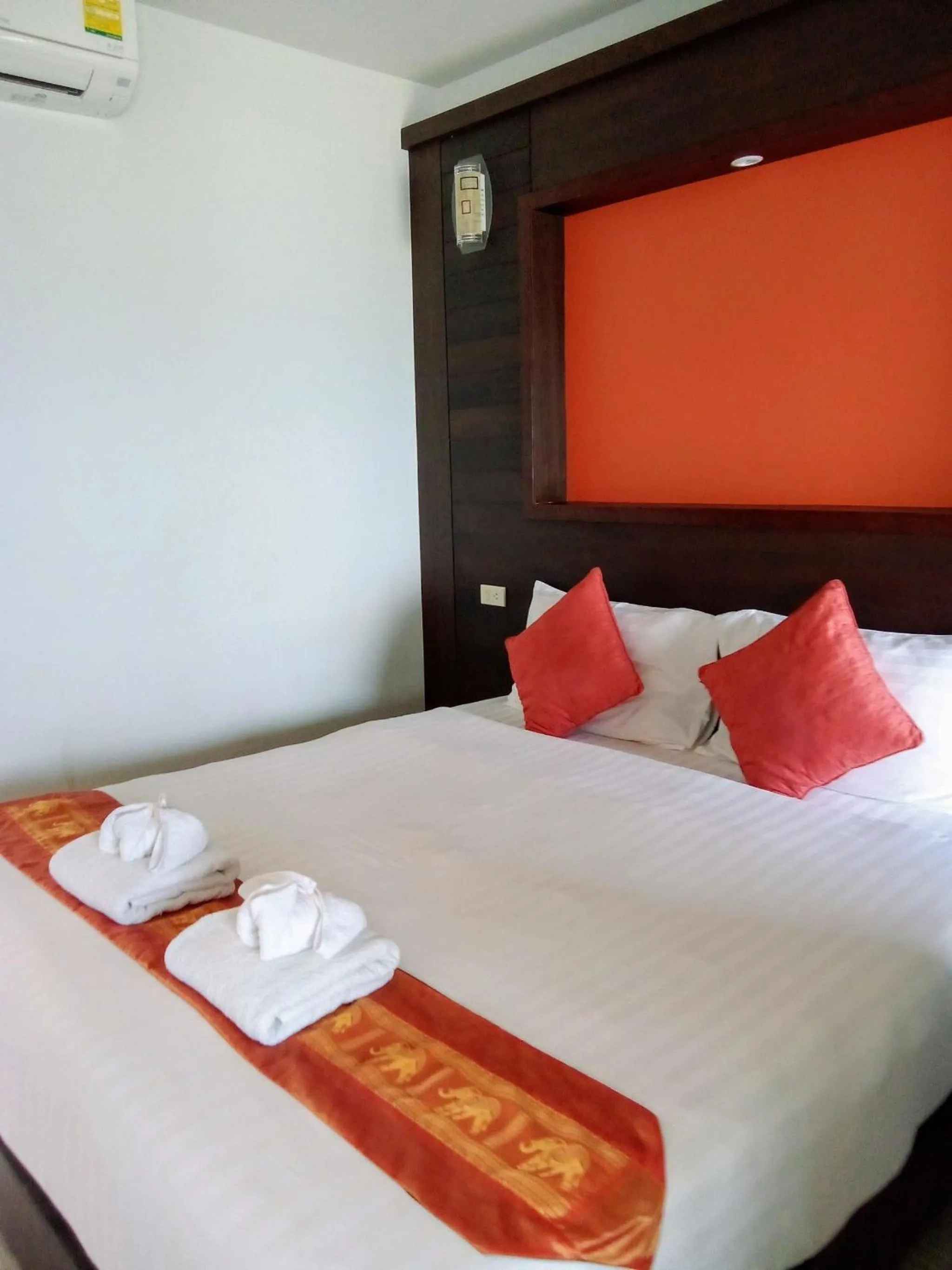 Bed in The Sea @ Lanta Hotel