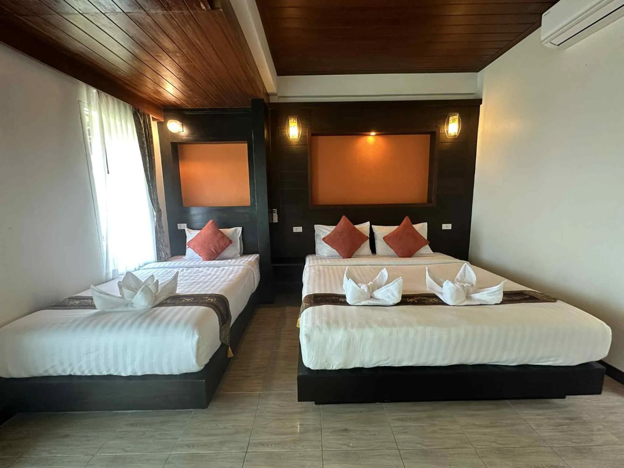 Bed in The Sea @ Lanta Hotel