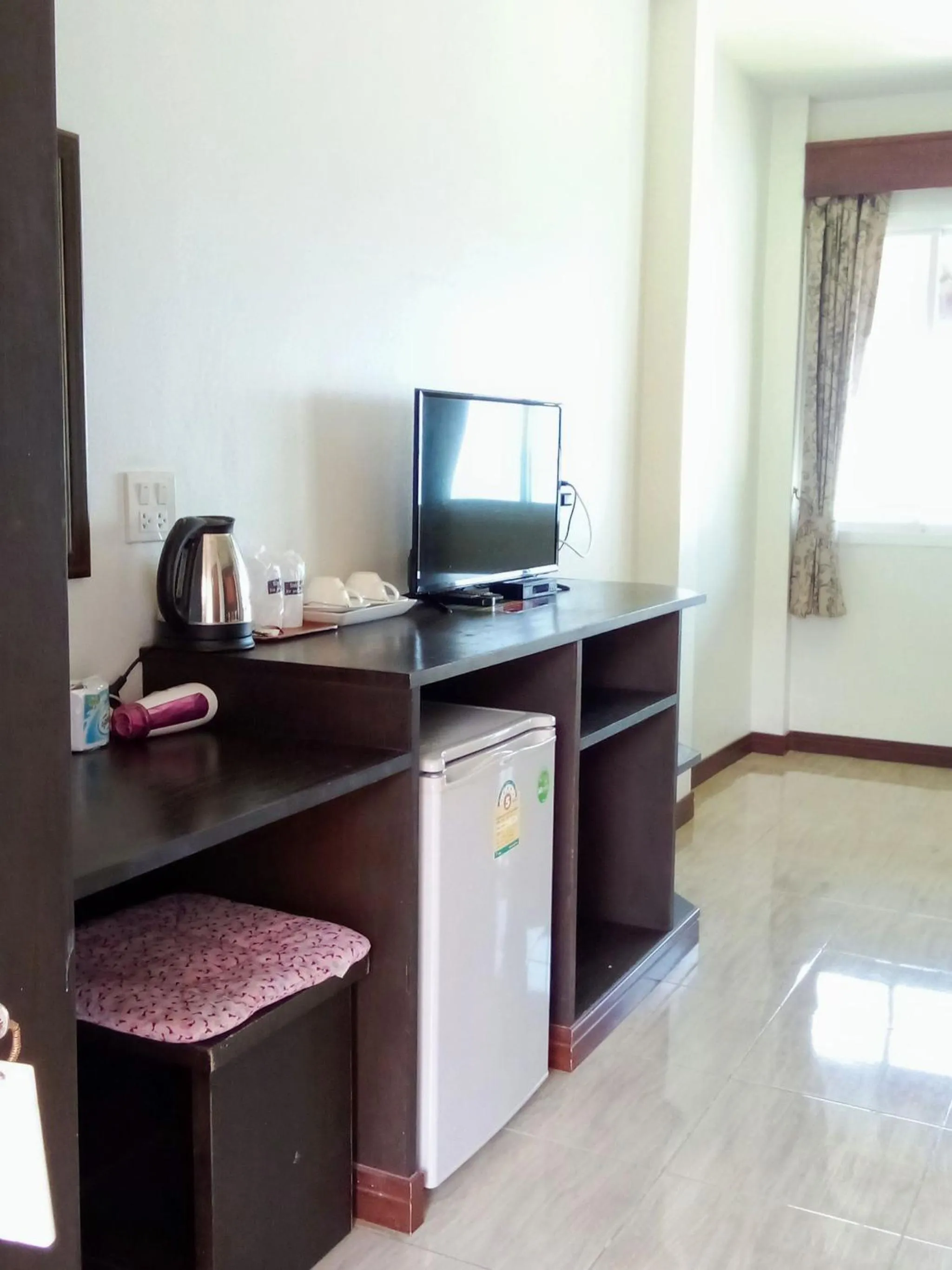 TV and multimedia in The Sea @ Lanta Hotel