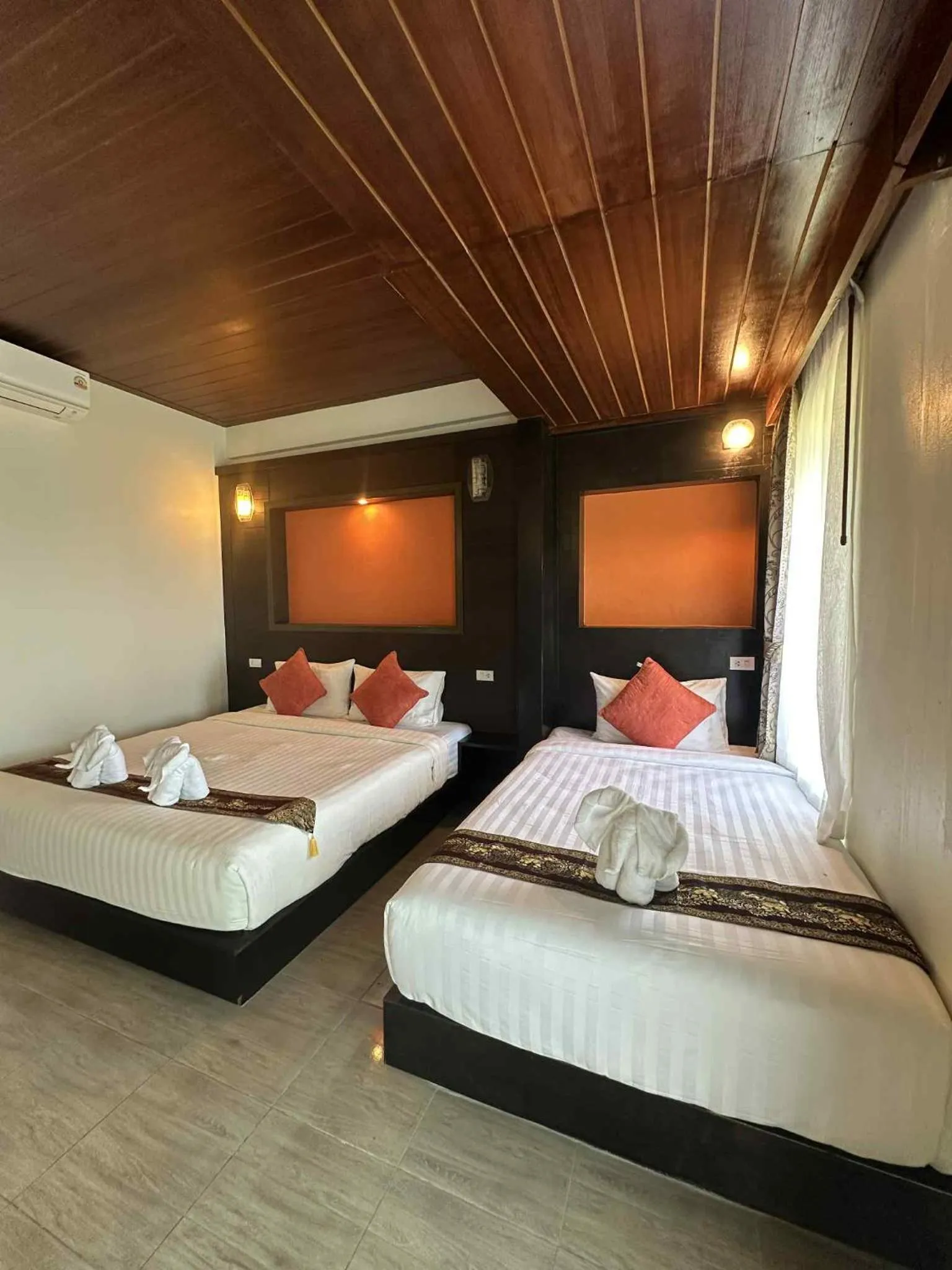 Bed in The Sea @ Lanta Hotel