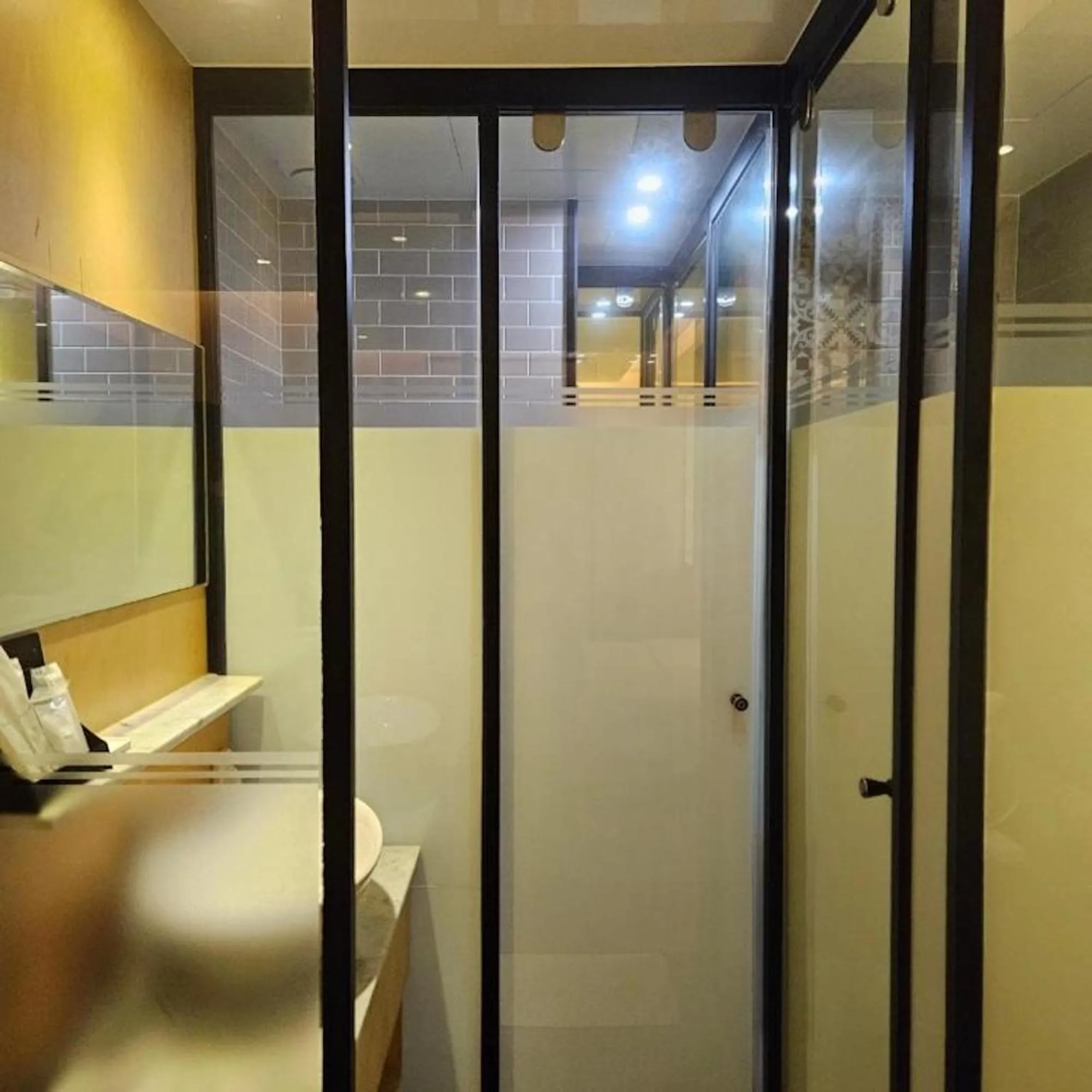 Bed in Noel Business Hotel