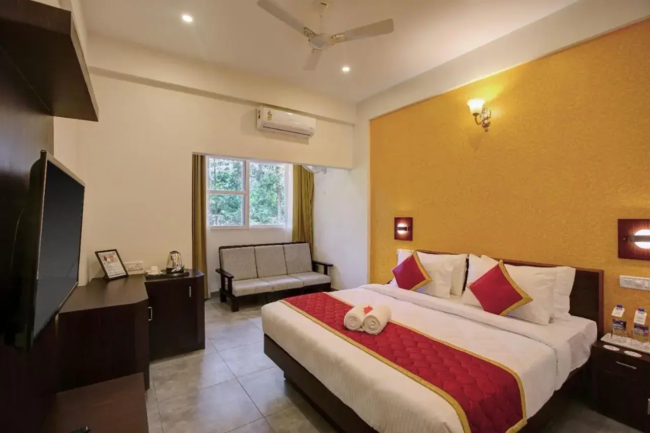 Small Double Room in Gokulam Grand Resort & Spa, Coorg Small Double Room in Gokulam Grand Resort & Spa, Coorg