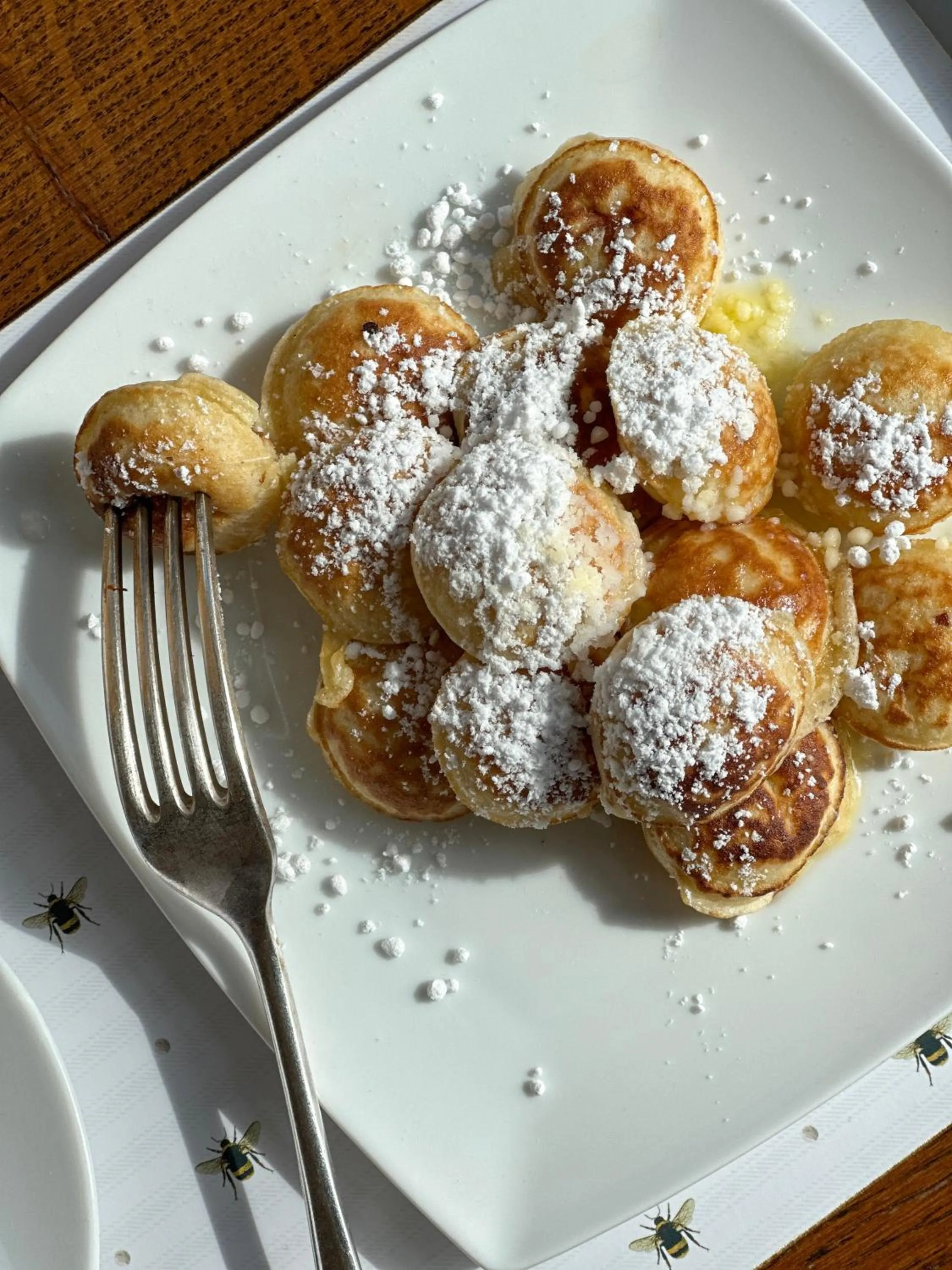 Breakfast in The Hive at 52