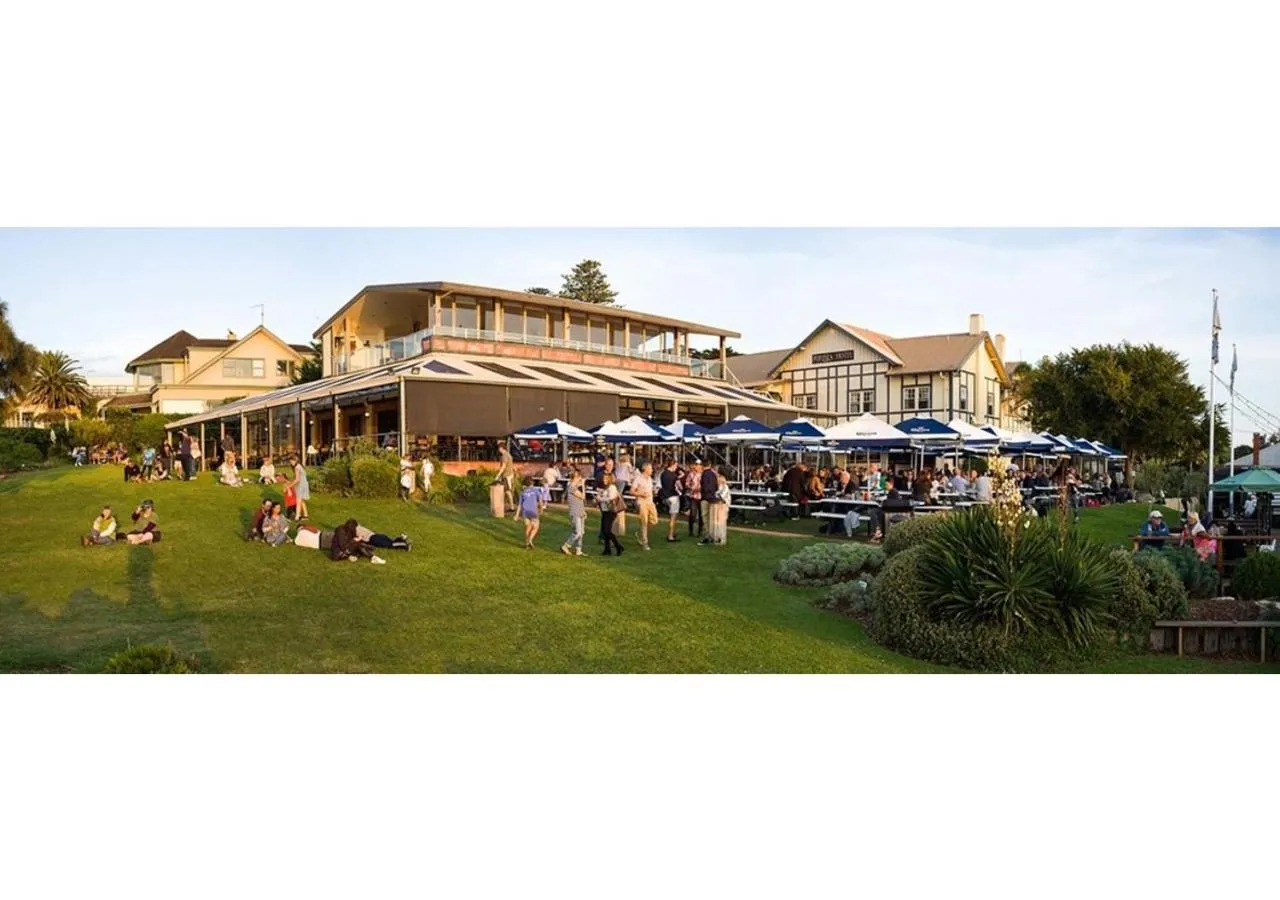 Restaurant/places to eat in Carmel at Sorrento