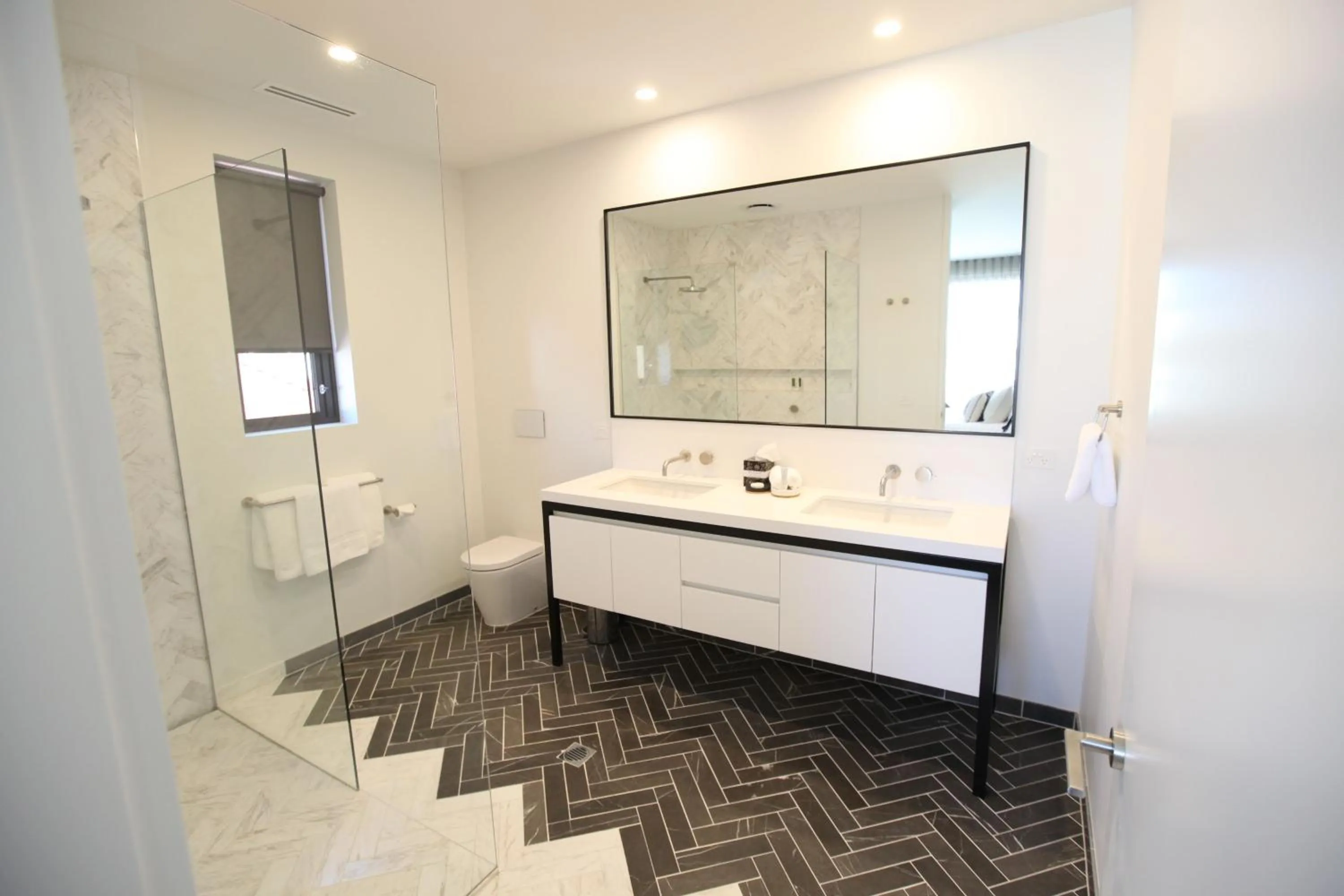 Shower in Carmel at Sorrento