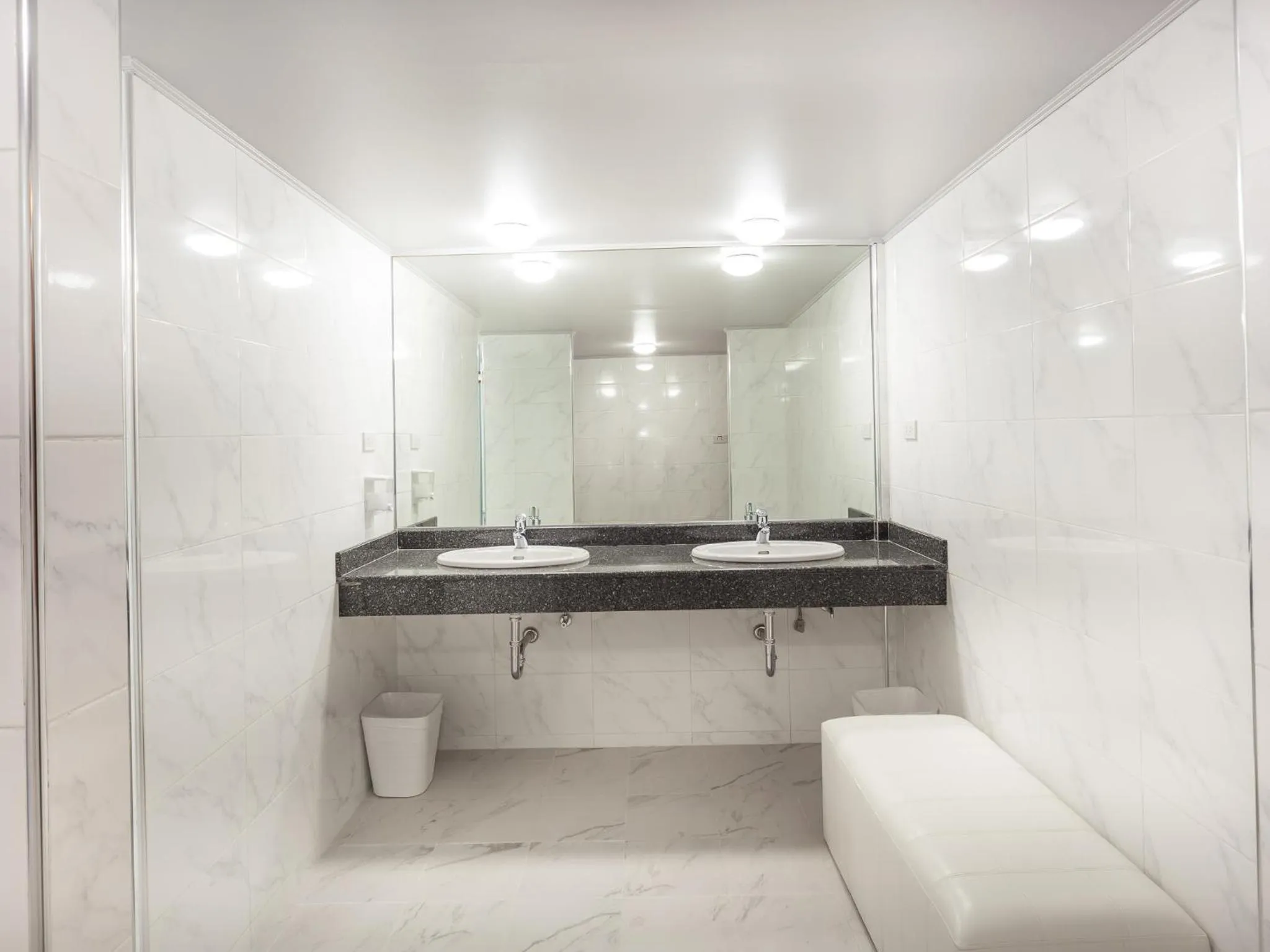 Bathroom in Metro Pratunam Boutique Hotel