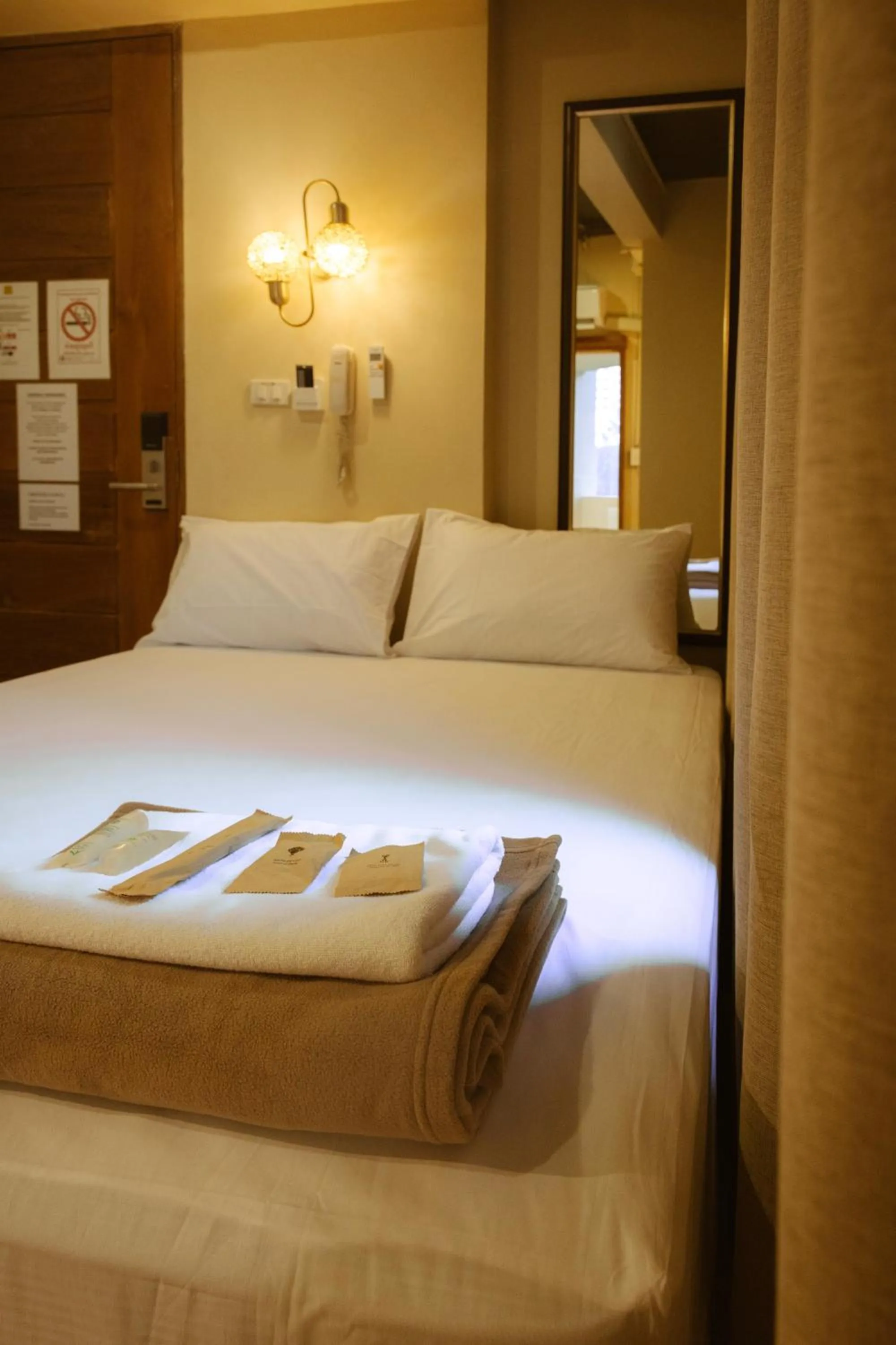 Bedroom, Bed in Metro Pratunam Boutique Hotel