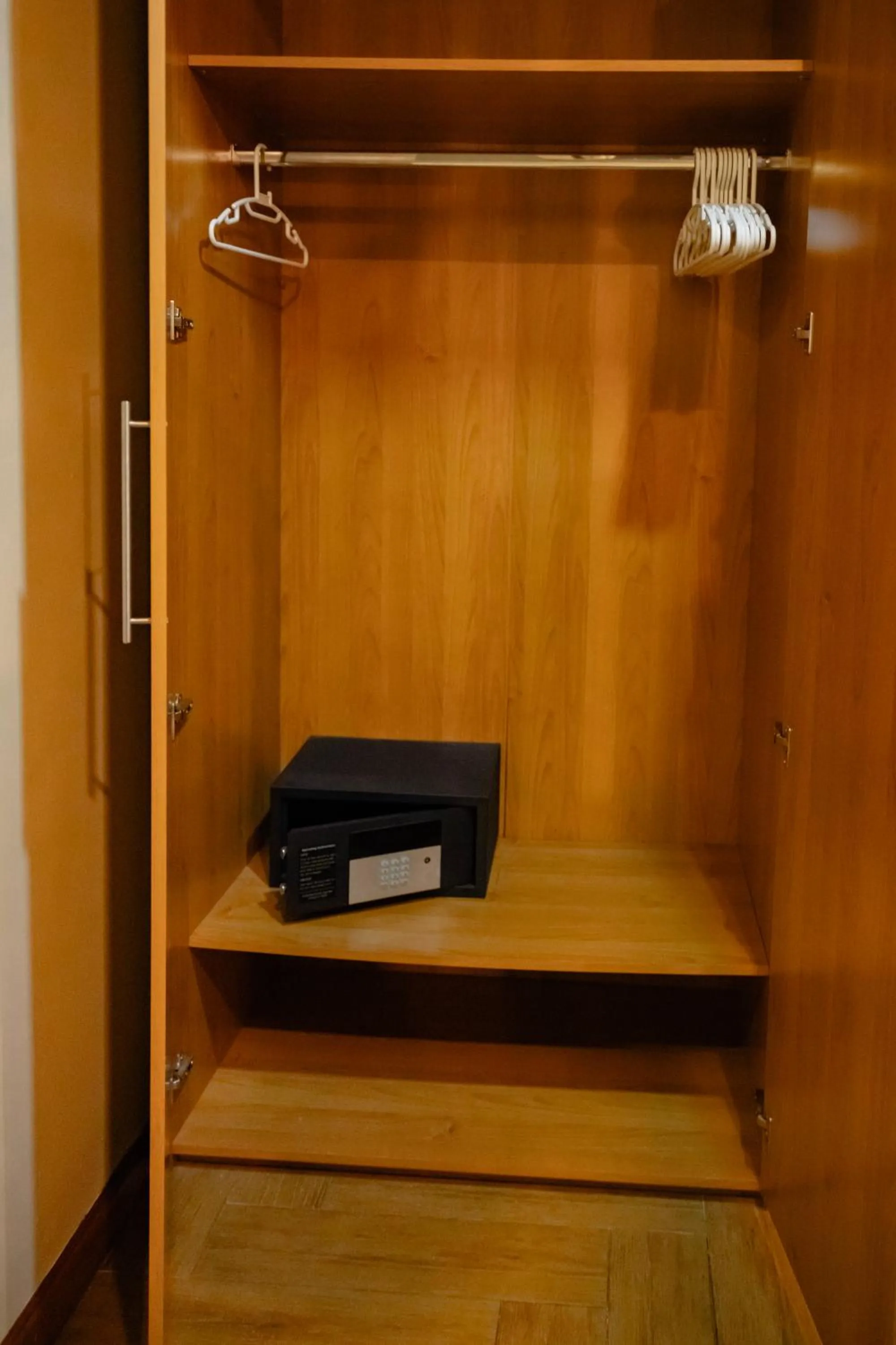 safe in Metro Pratunam Boutique Hotel