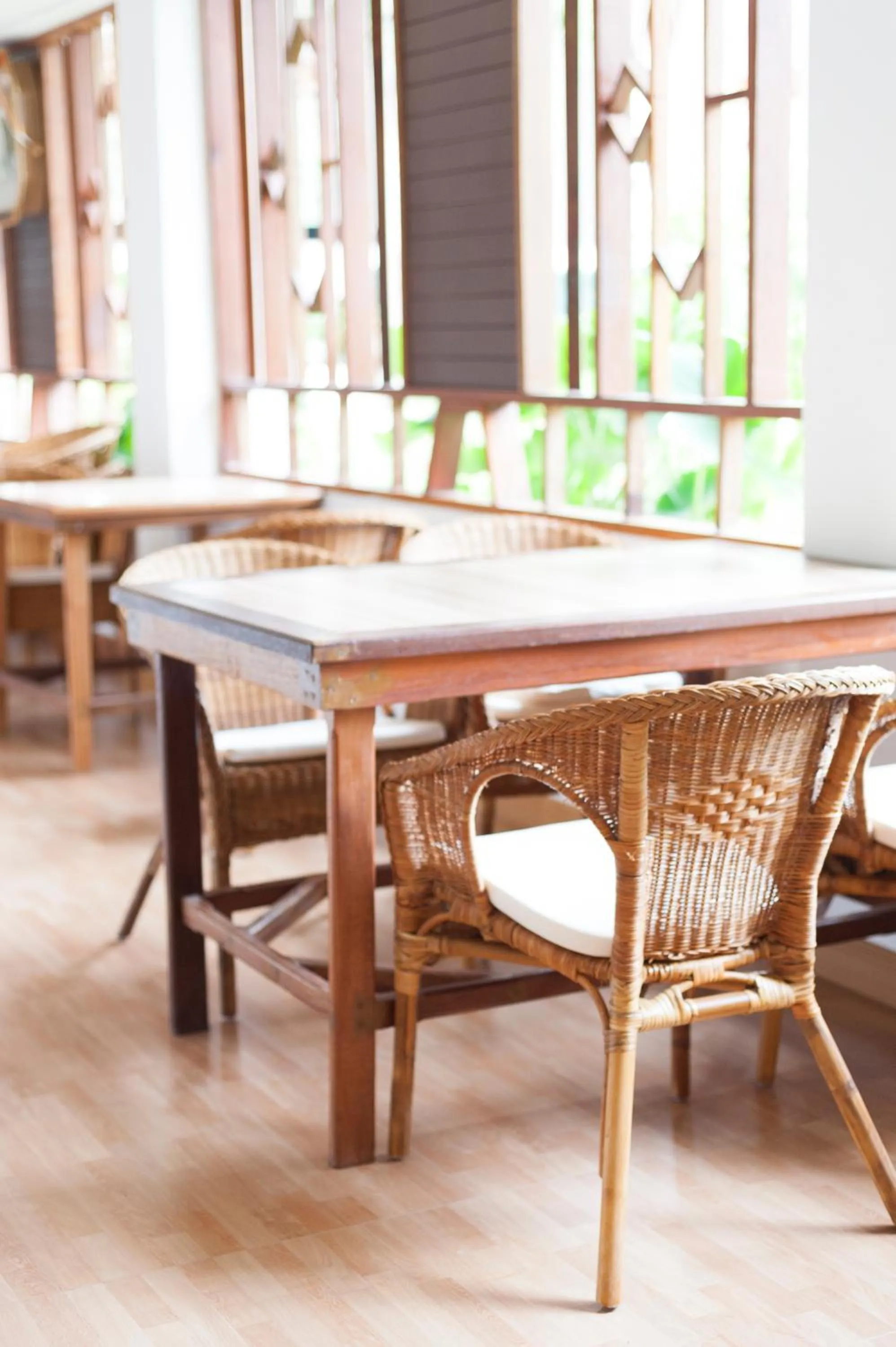 Restaurant/places to eat in Pranee Amata