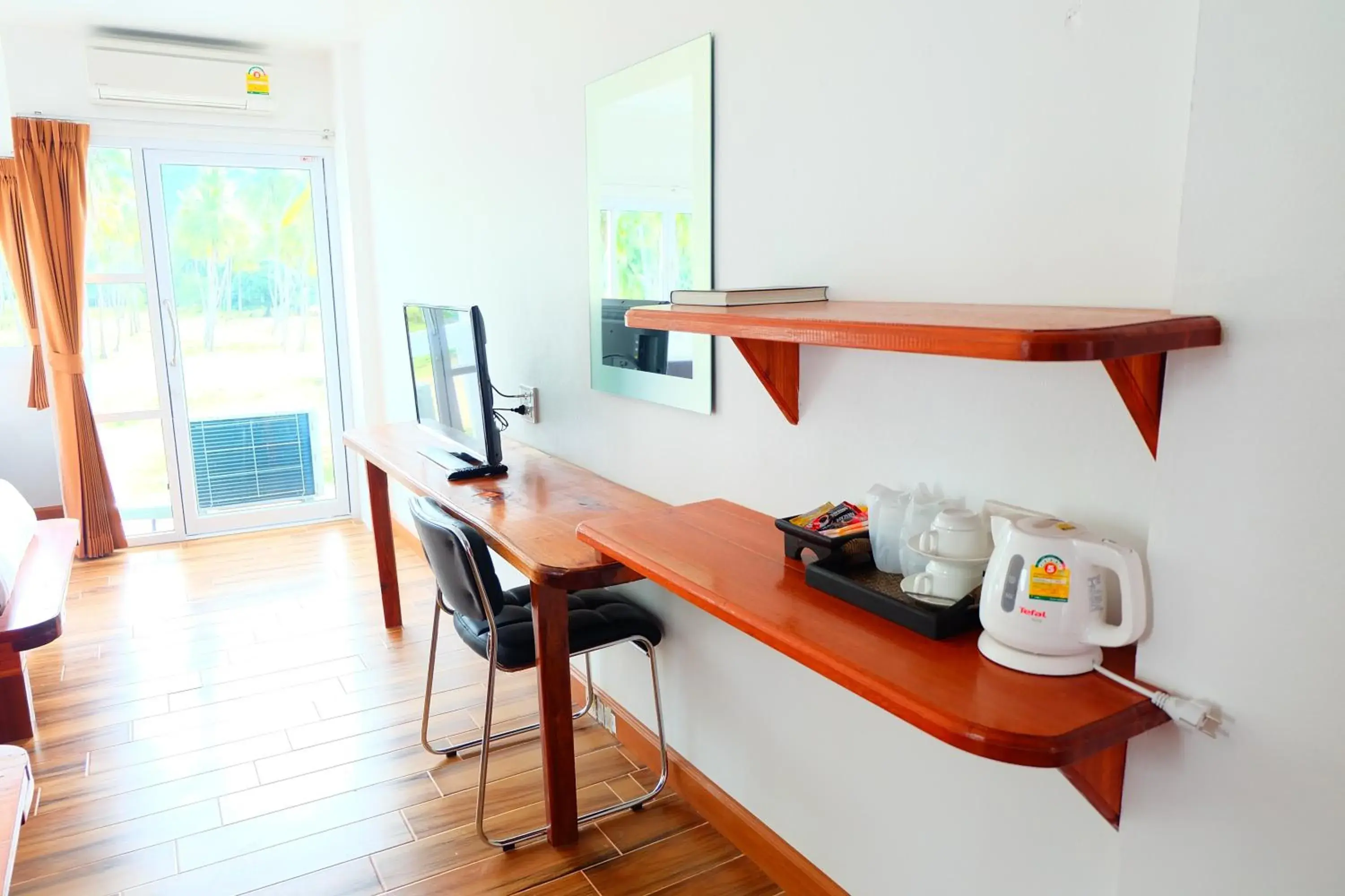 Standard Twin Room with Garden View in Pranee Amata Standard Twin Room with Garden View in Pranee Amata