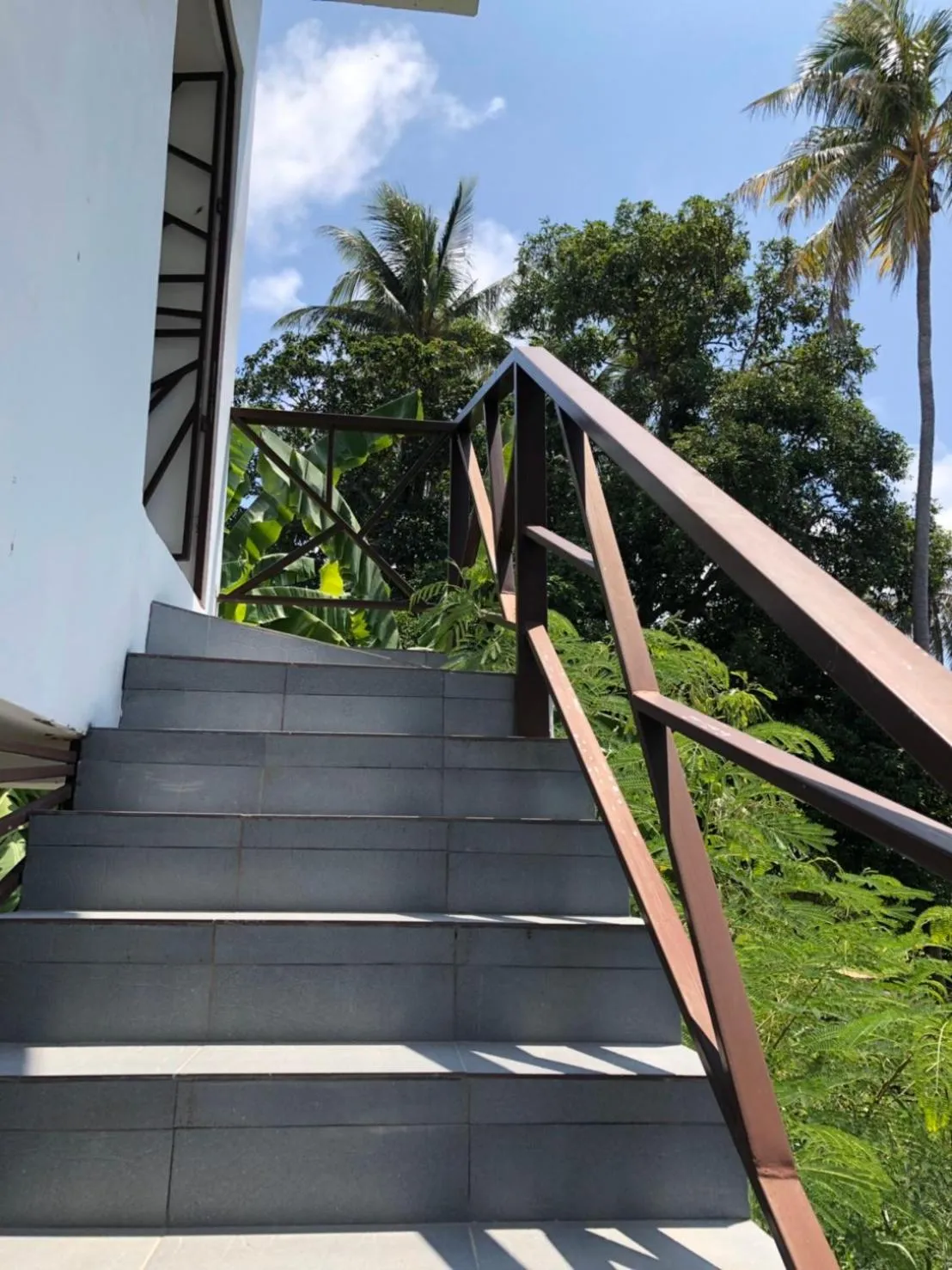 Property building in Pranee Amata