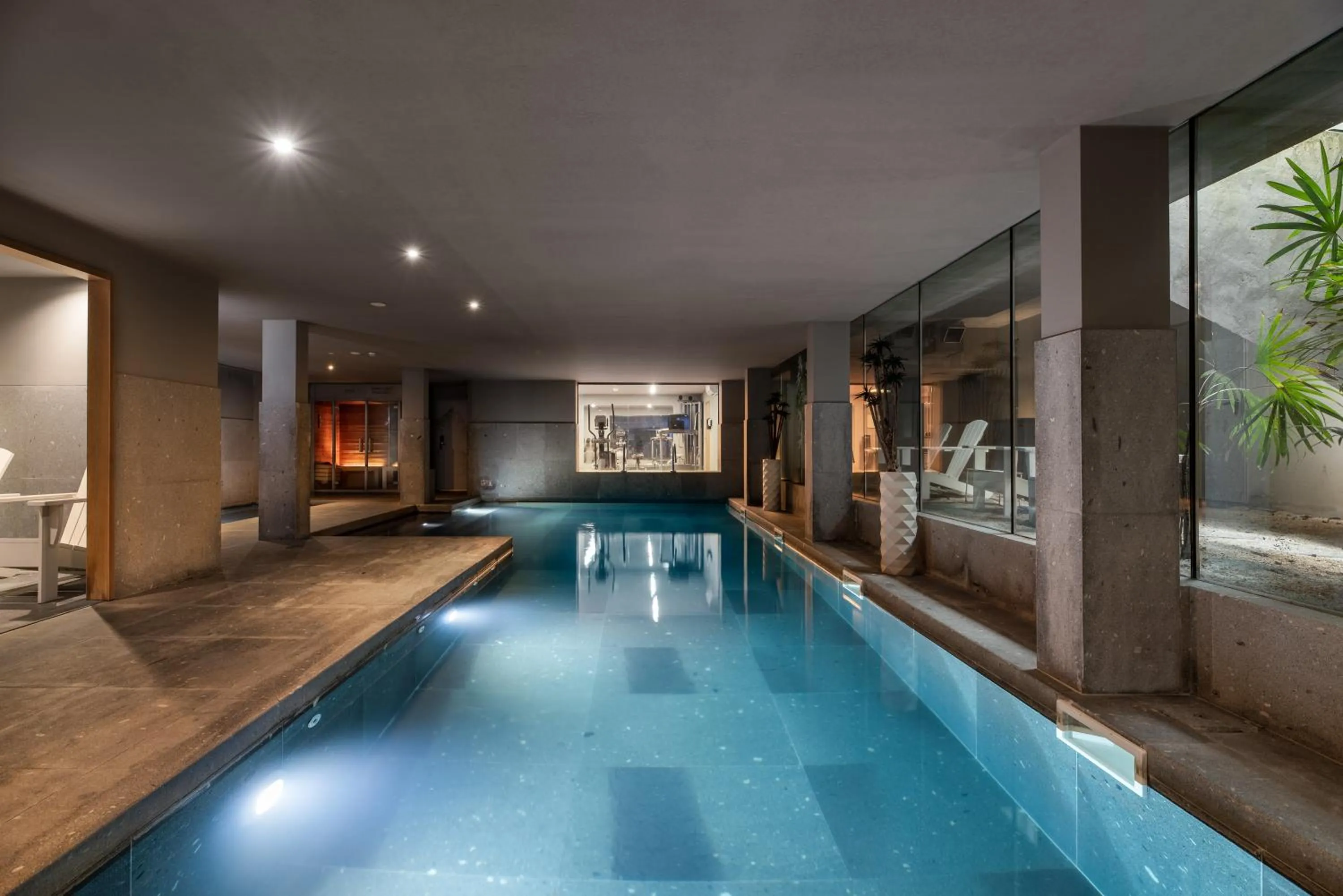 Swimming pool in Eurostars Santa Luzia