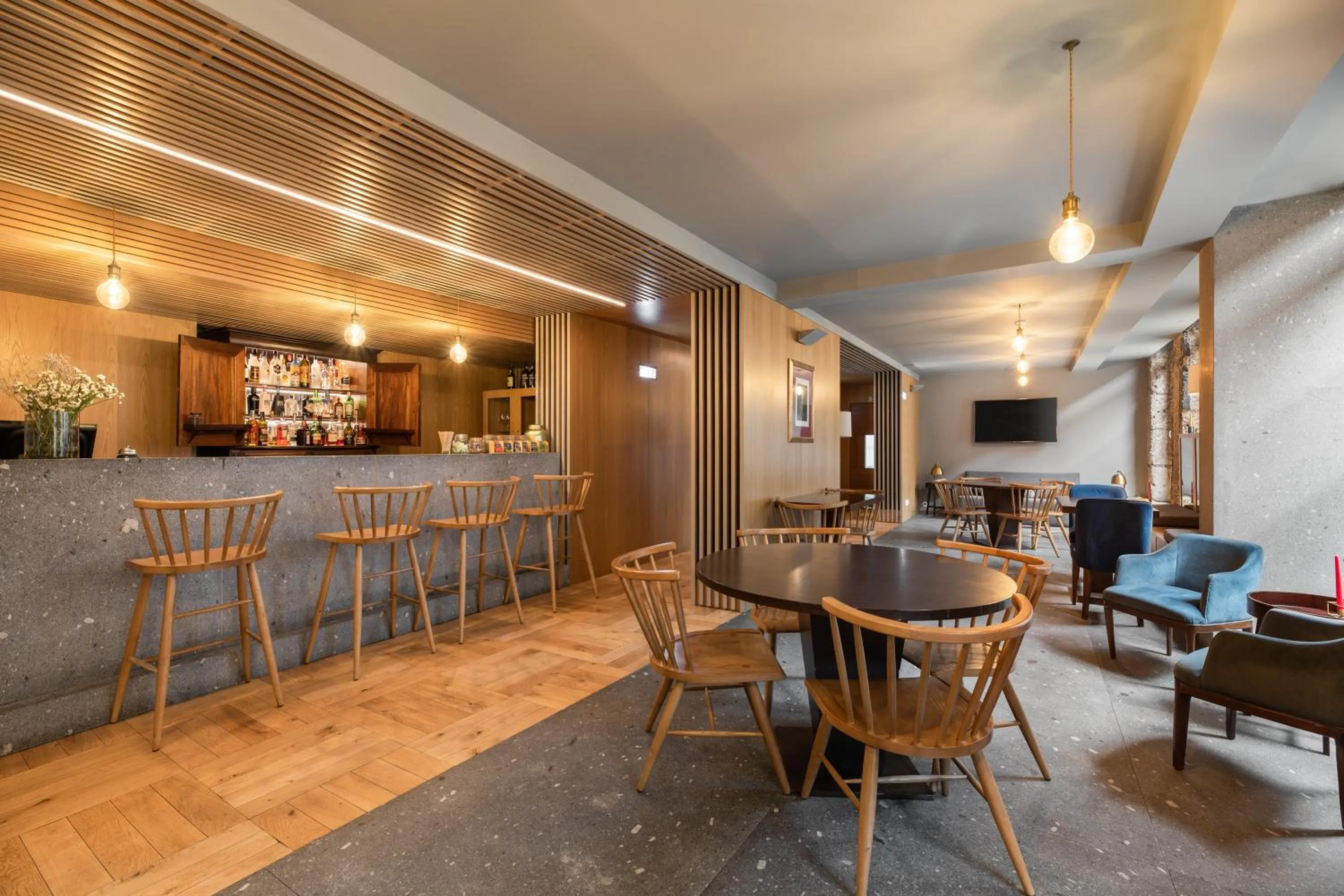 Lounge or bar in Eurostars Santa Luzia