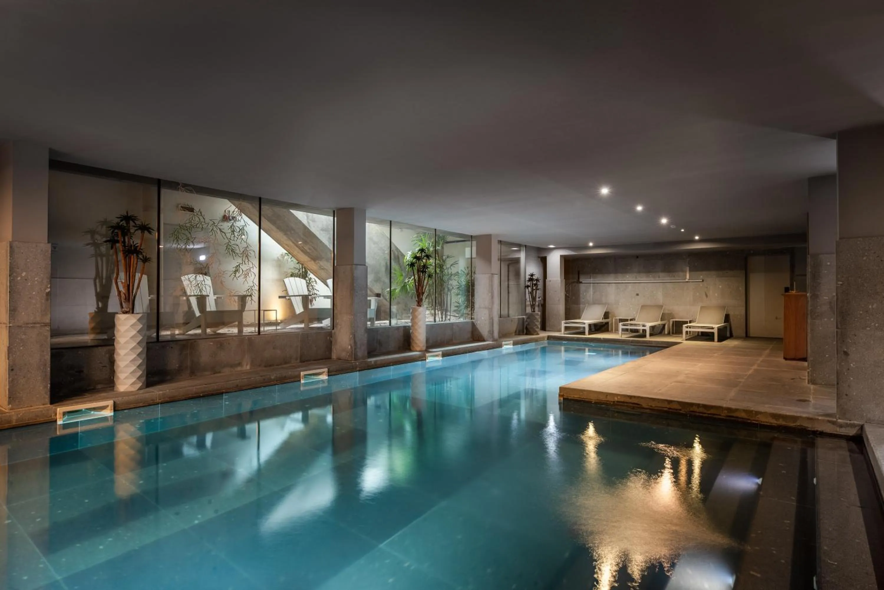 Swimming pool in Eurostars Santa Luzia