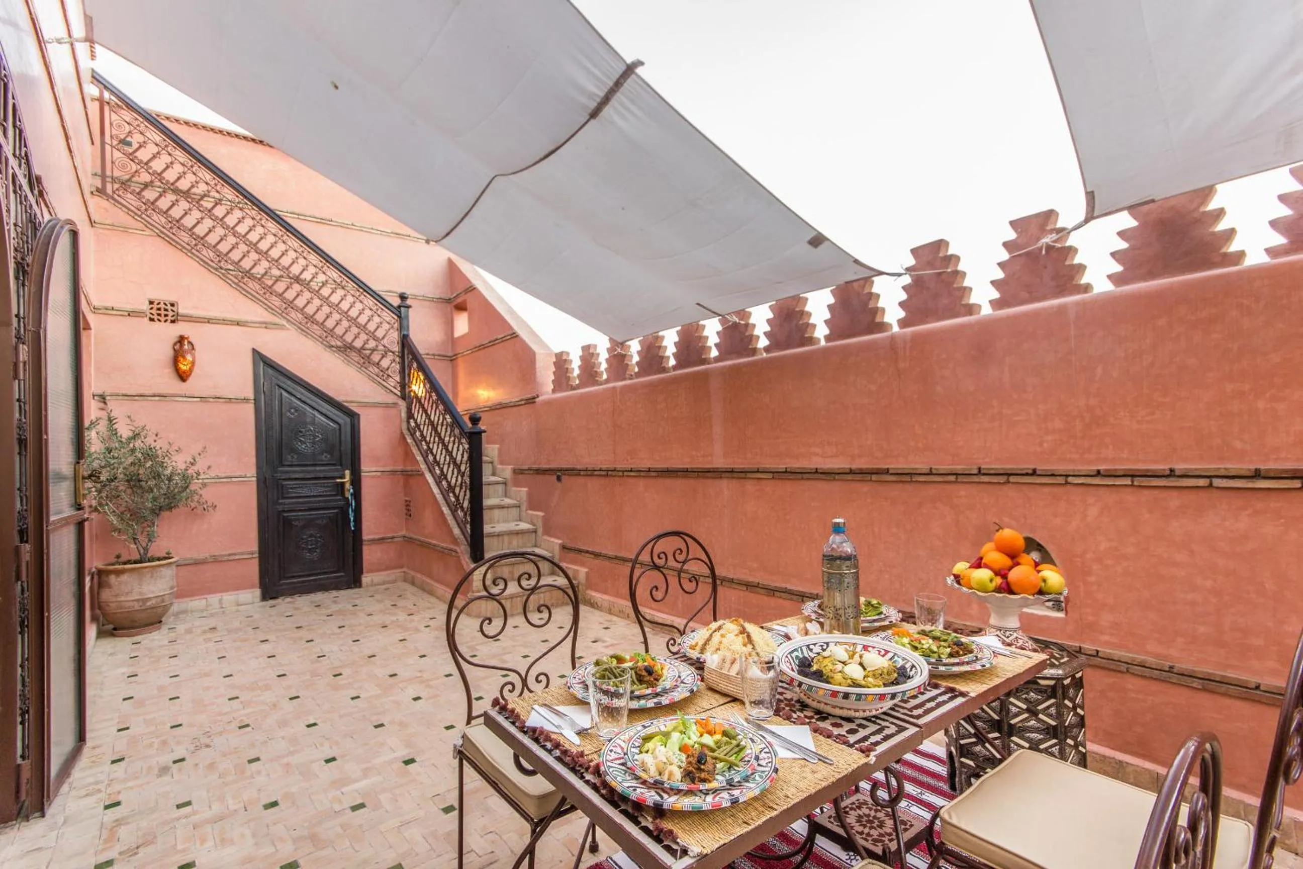 Restaurant/places to eat in Riad Lamya Marrakech