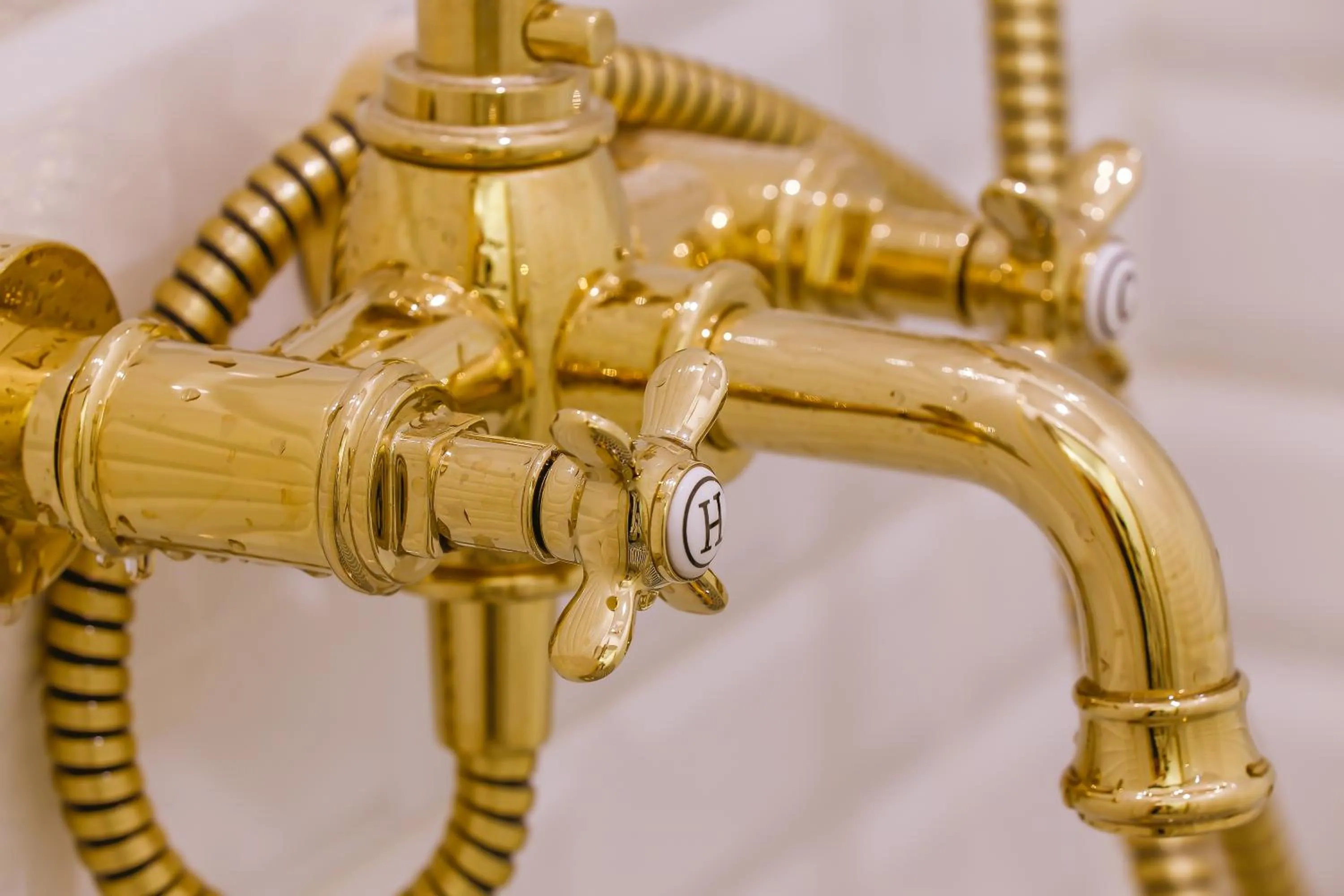 Bathroom in Araf Hotel