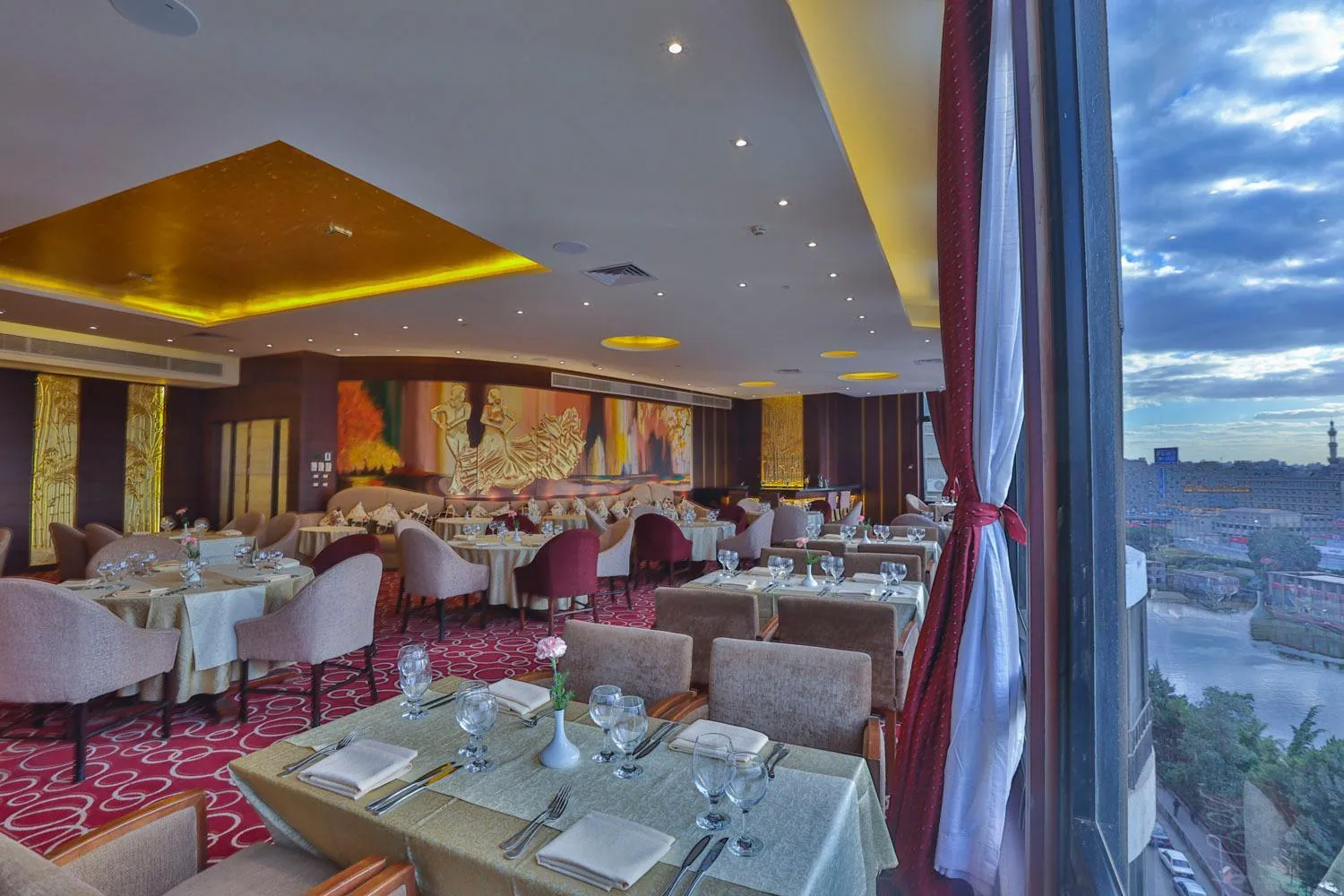 Restaurant/places to eat in Hotel Flamenco Cairo