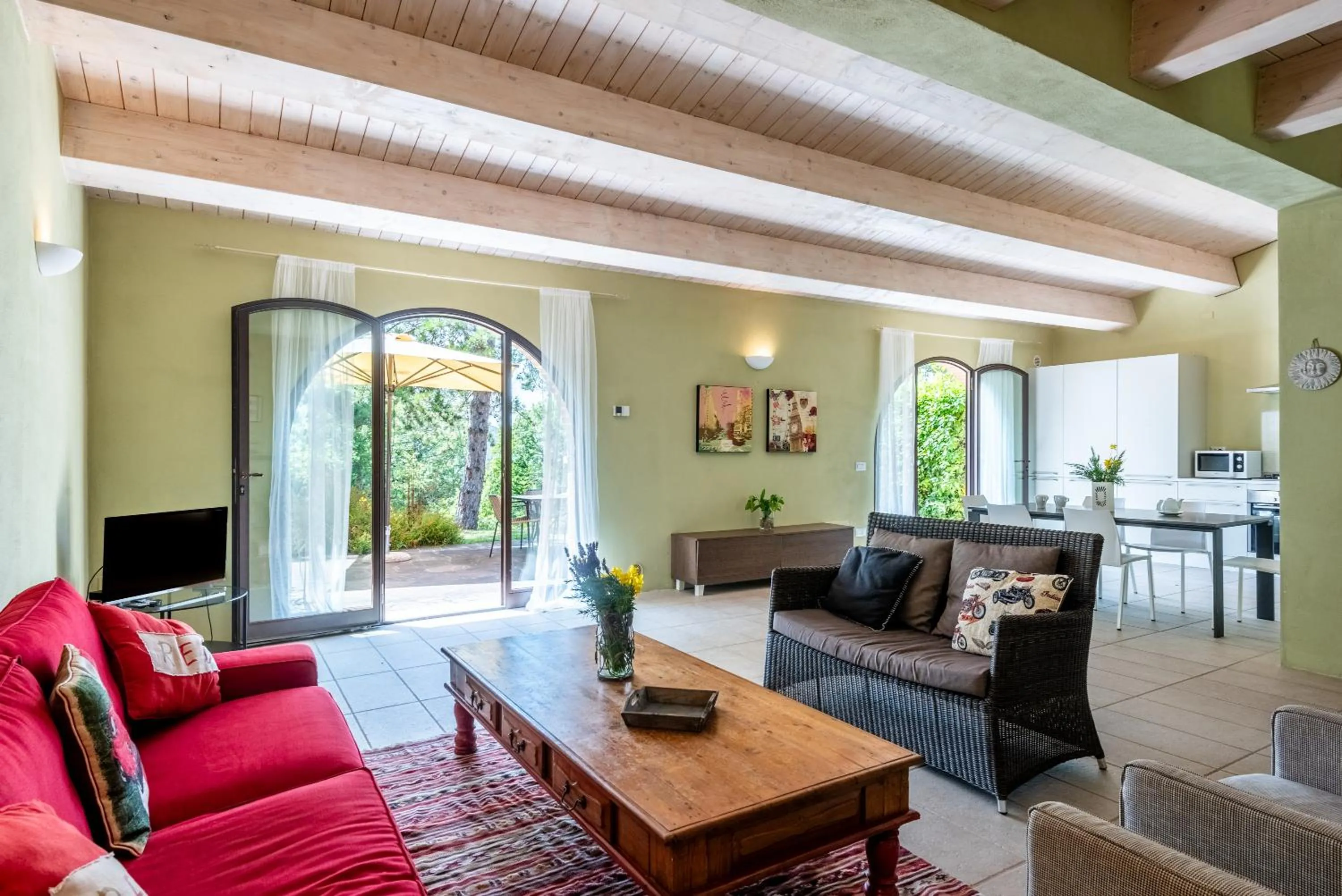 Communal lounge/ TV room in Cignella Resort