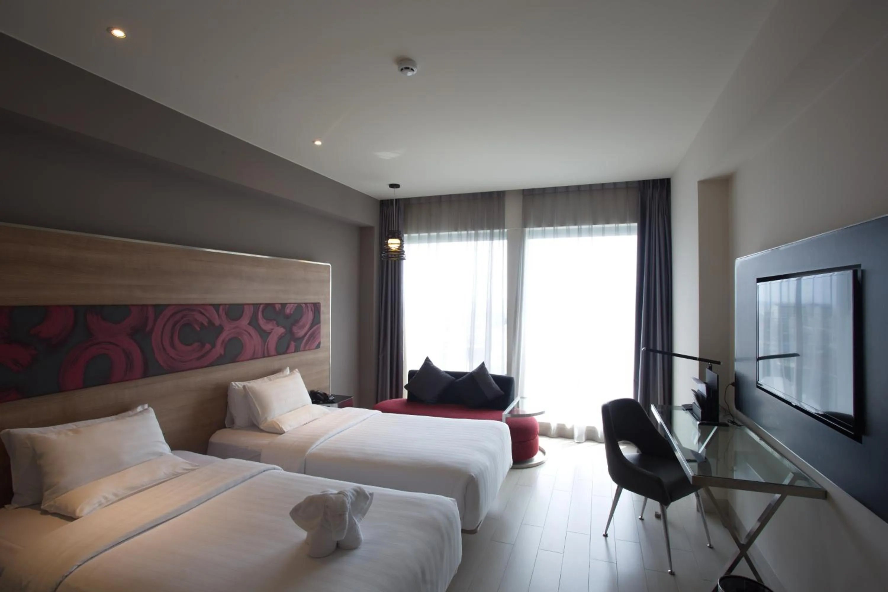 Bedroom, Bed in Novotel Pekanbaru