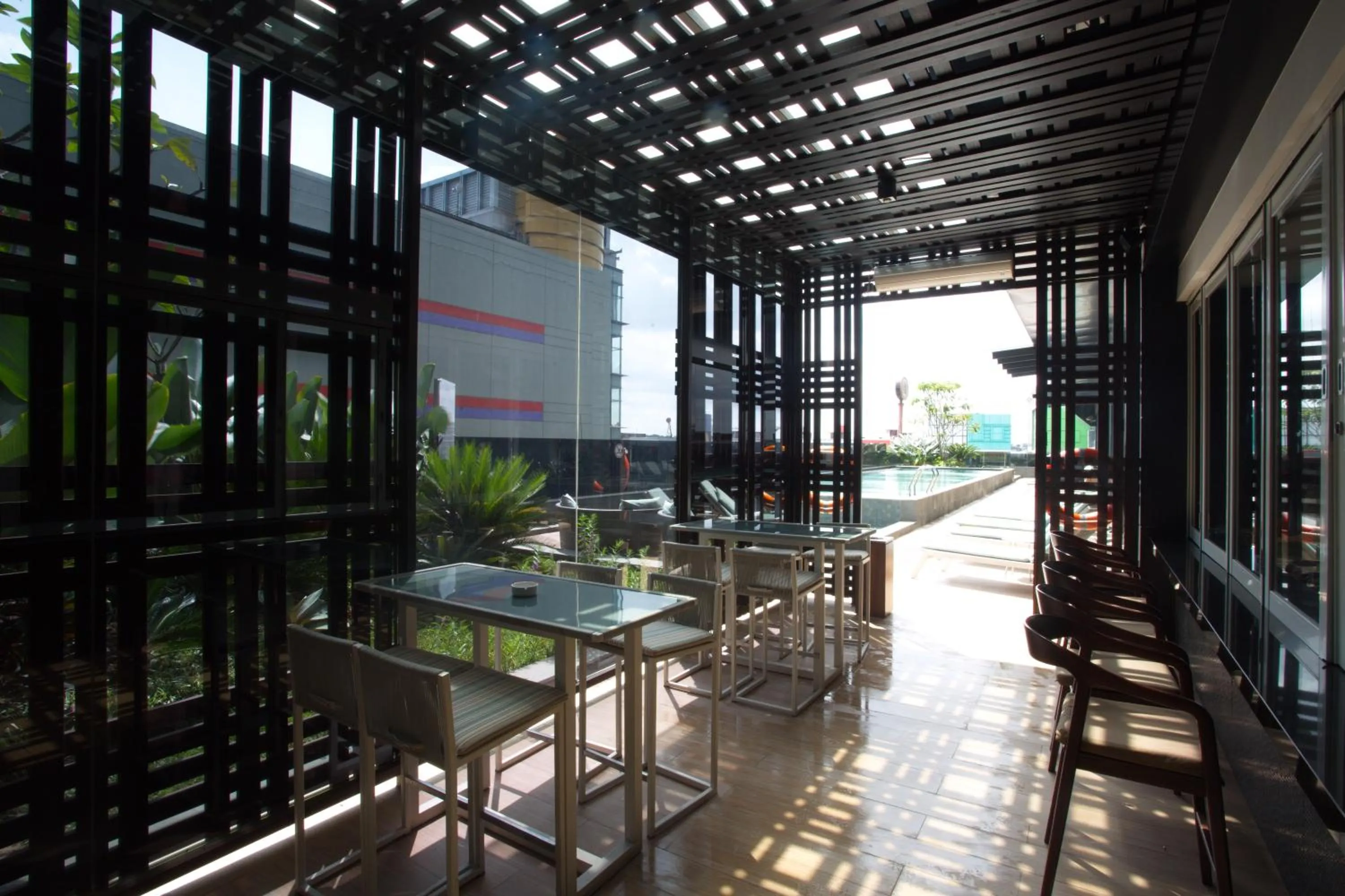 Lounge or bar in Novotel Pekanbaru
