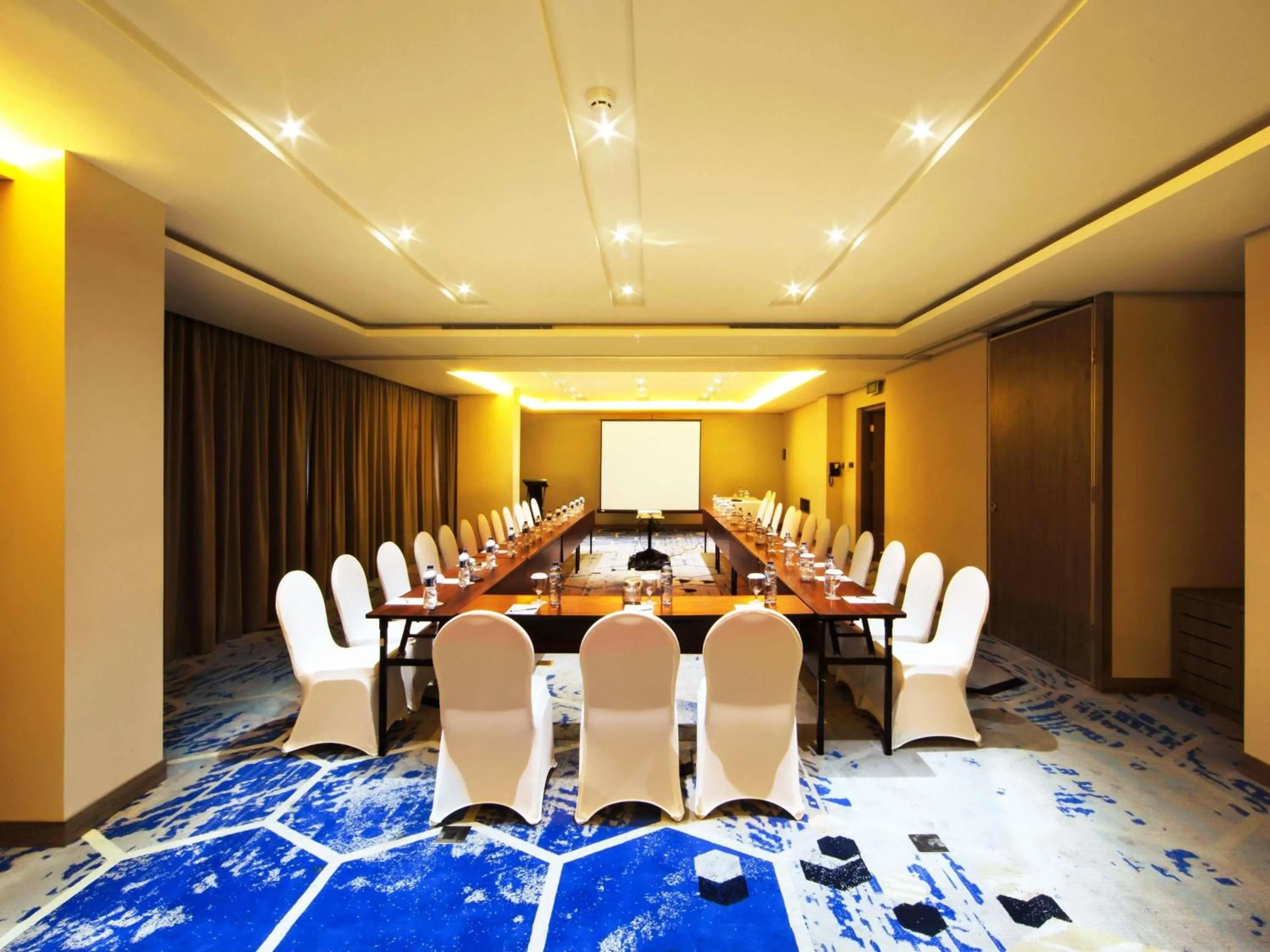 Meeting/conference room in Novotel Pekanbaru