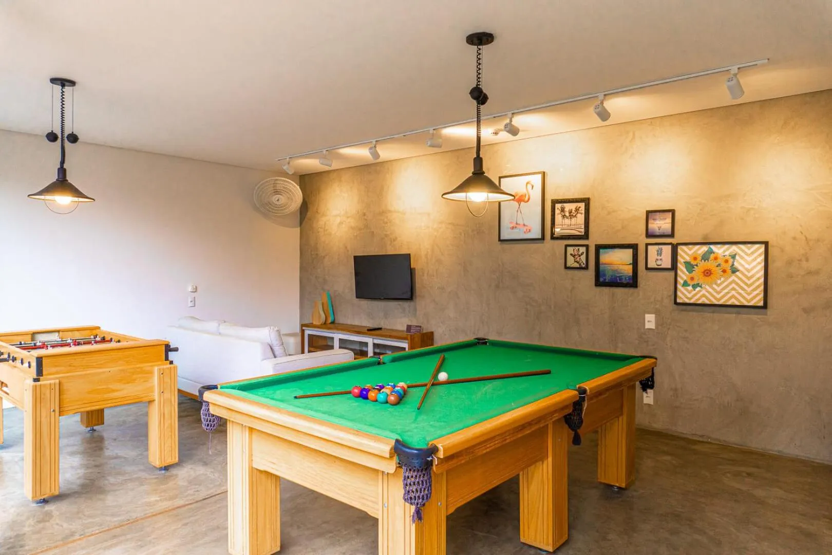 People in Pousada Jamboo