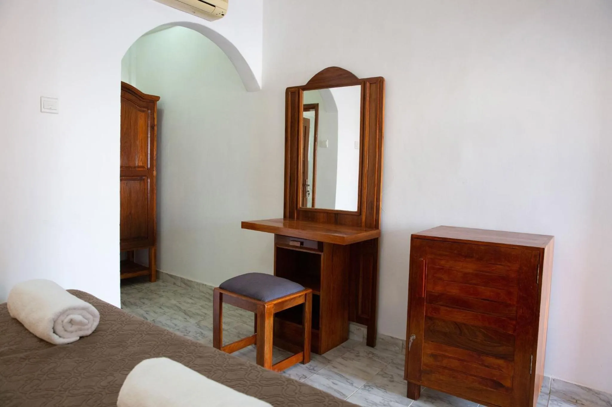 Bed in Seaview Gardens Hotel