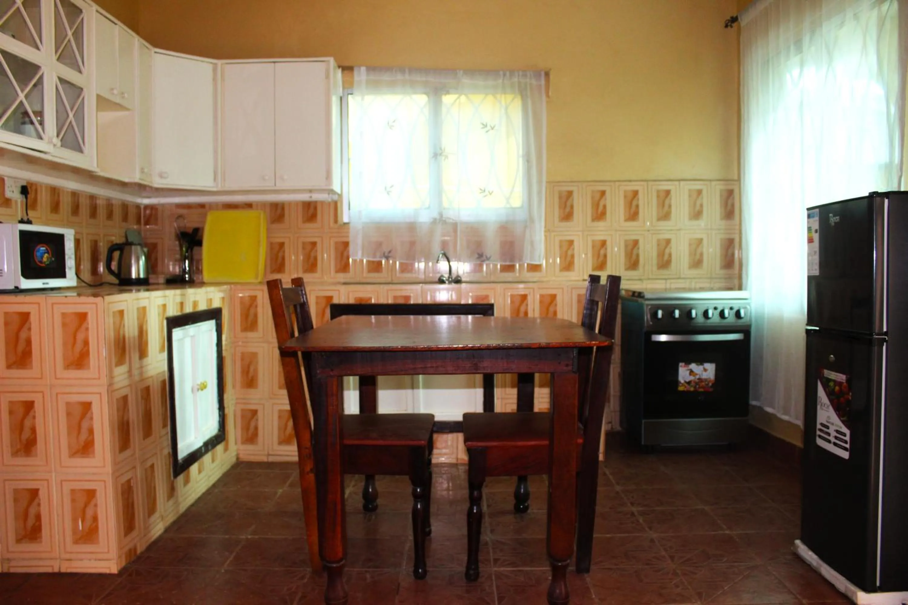 Kitchen or kitchenette in Harmony house apartments