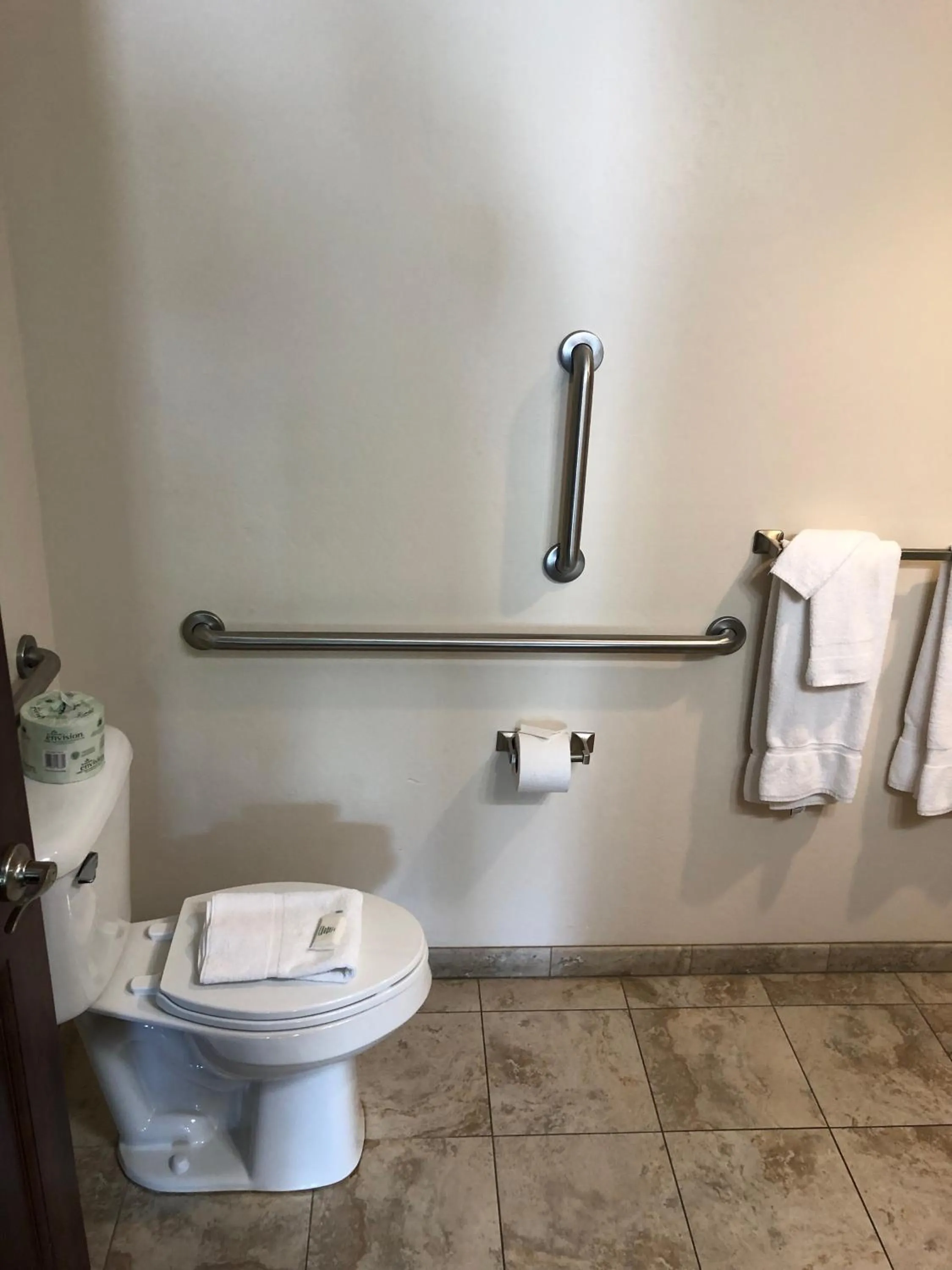 Bathroom in Yellowstone Big Rock Inn