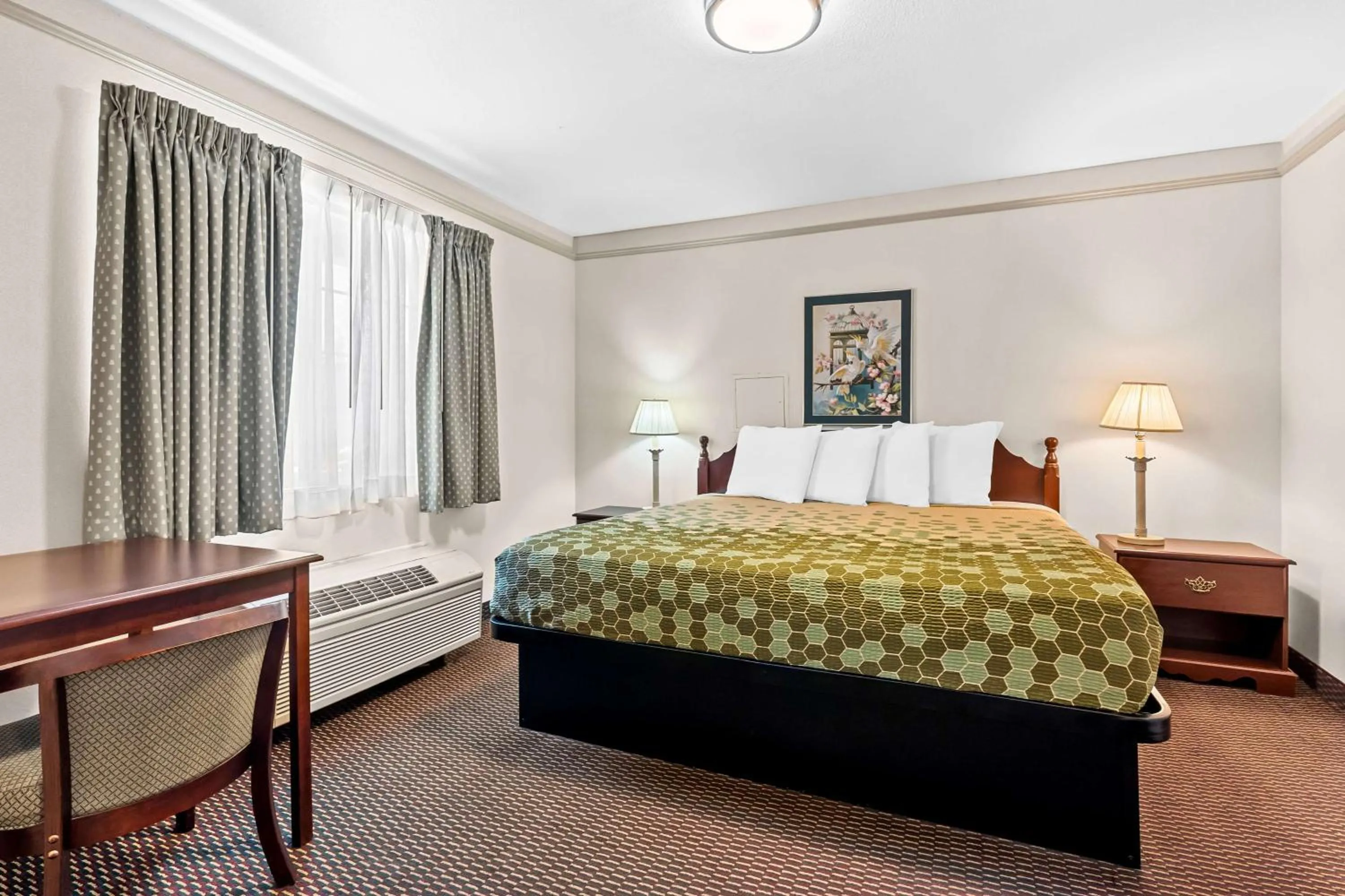 Bedroom, Bed in SureStay Hotel by Best Western Castro Valley