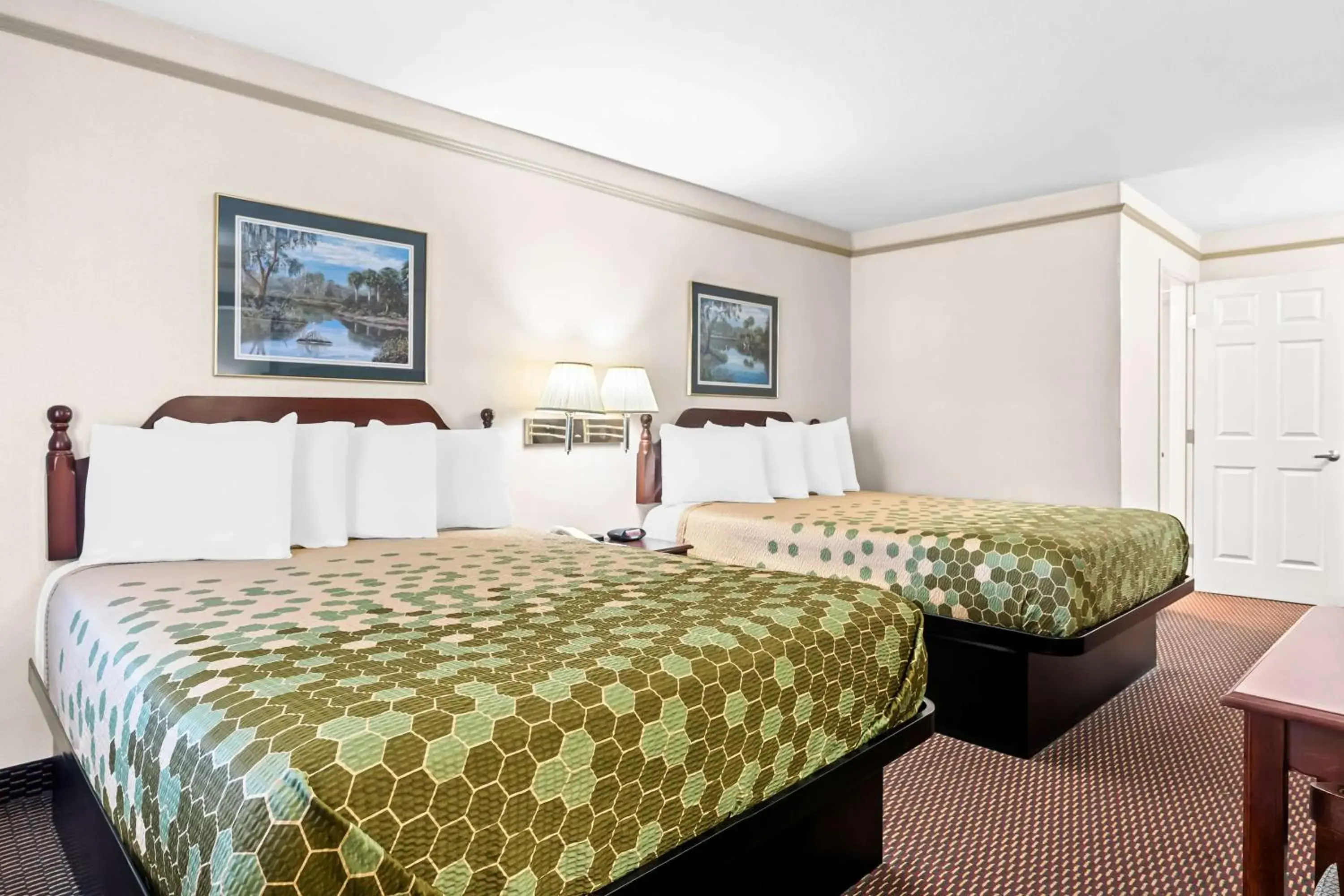 Queen Room with Two Queen Beds and Bath Tub - Disability Access in SureStay Hotel by Best Western Castro Valley Queen Room with Two Queen Beds and Bath Tub - Disability Access in SureStay Hotel by Best Western Castro Valley