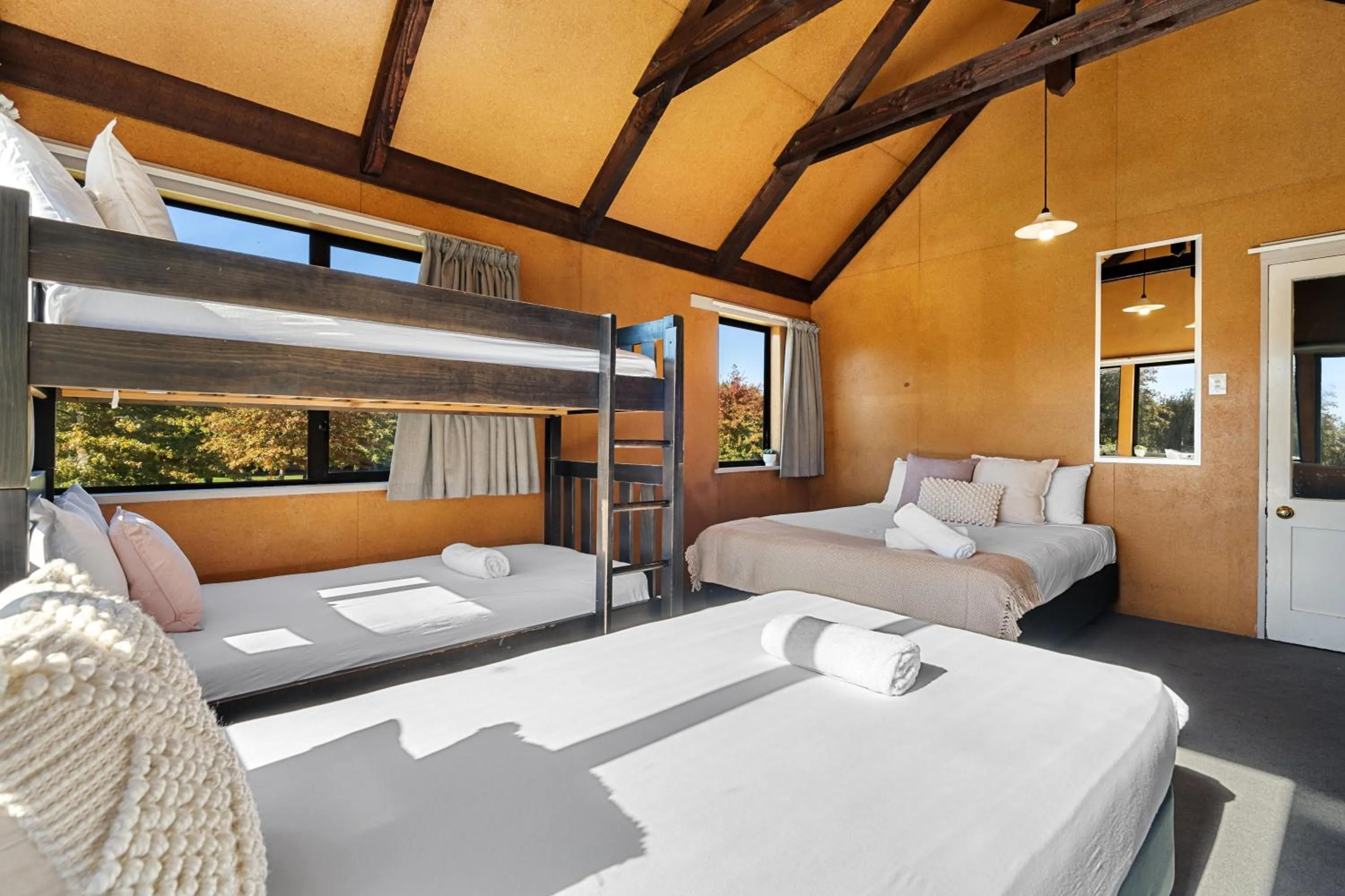 Bed in Tasman Holiday Parks - Christchurch