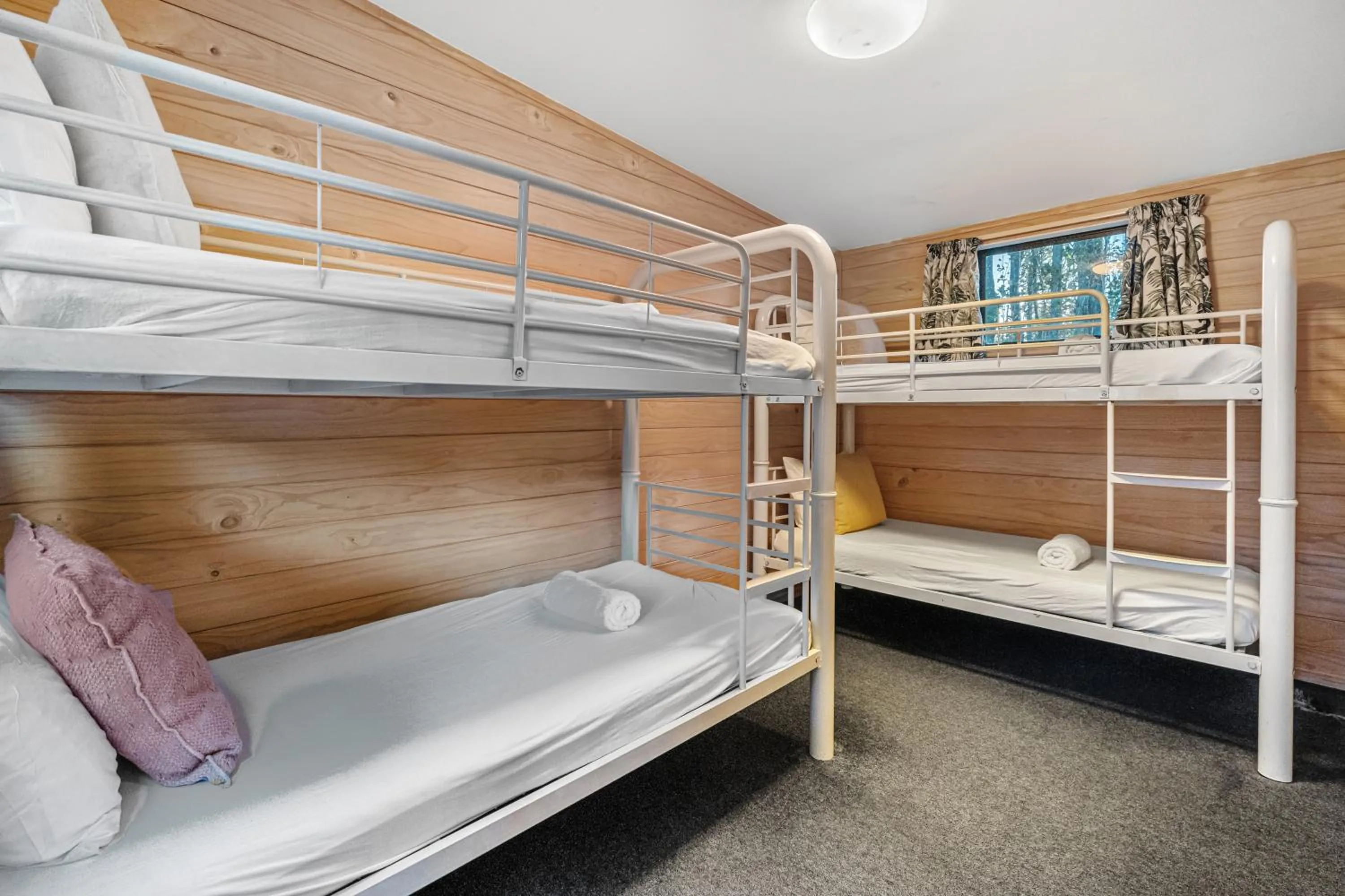 Bed in Tasman Holiday Parks - Christchurch