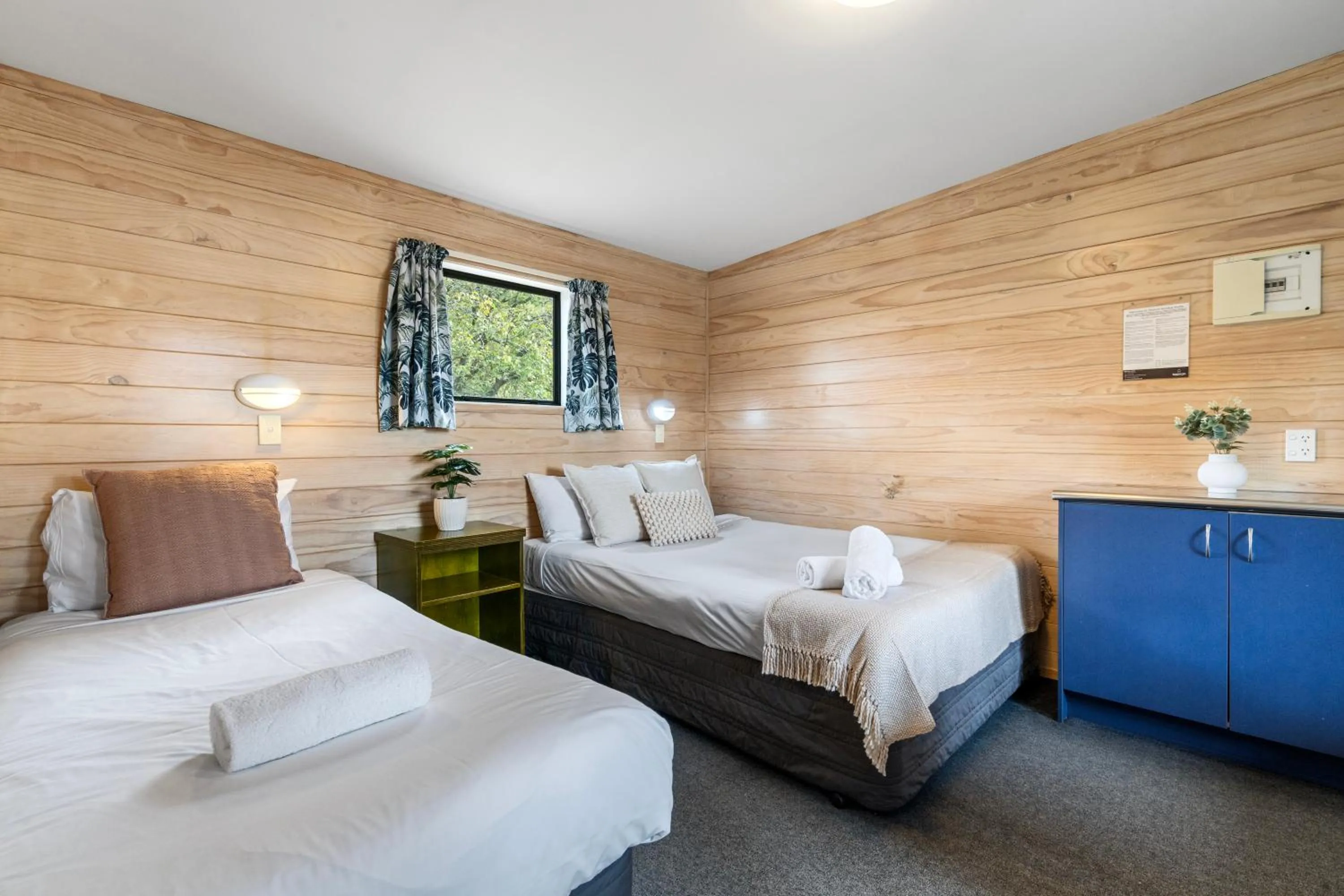 Bed in Tasman Holiday Parks - Christchurch