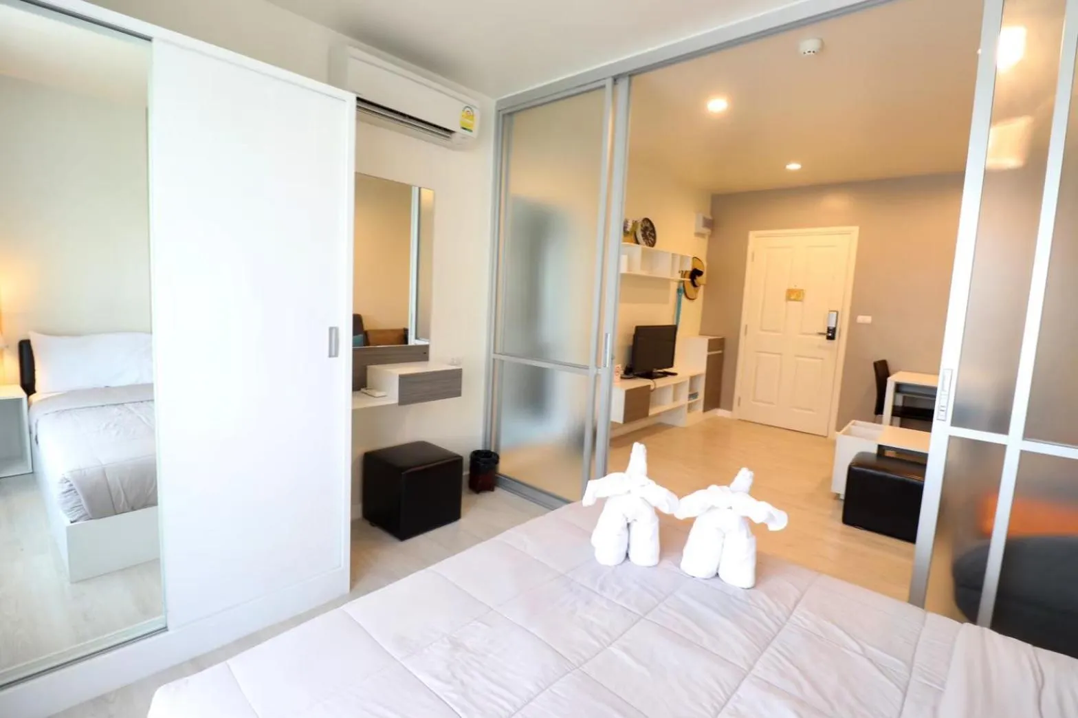 Bed in D Condo Sign Chiang Mai R628