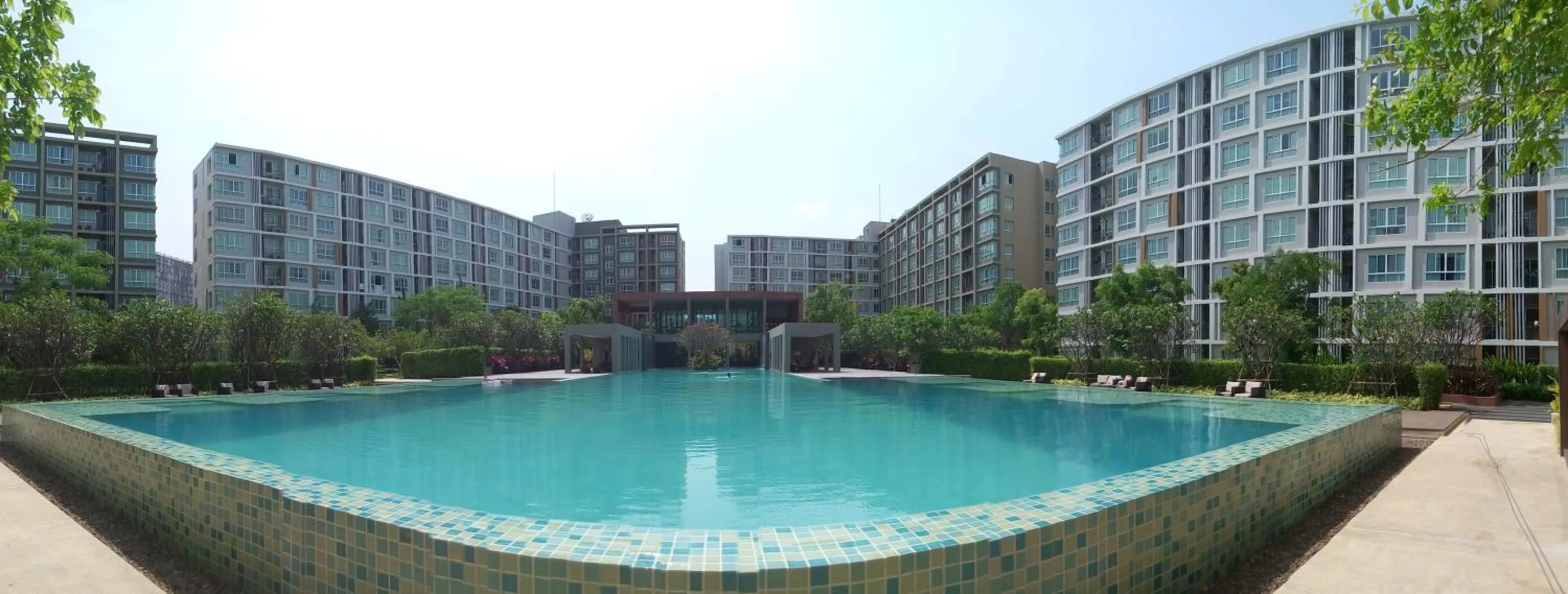 Swimming pool in D Condo Sign Chiang Mai R628