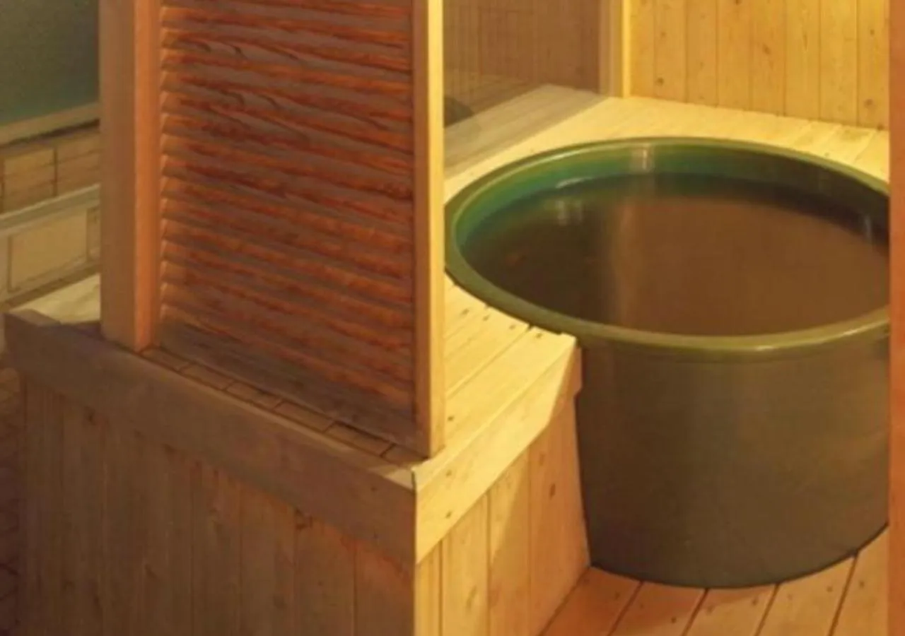 Hot Spring Bath in Tsurugi Koizuki