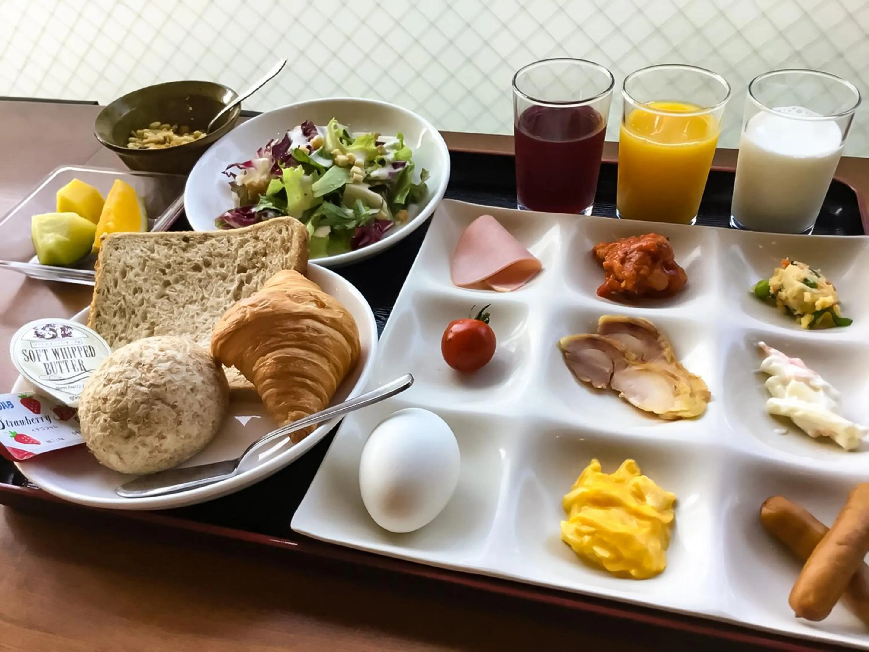 Buffet breakfast in Ichihara Marine Hotel