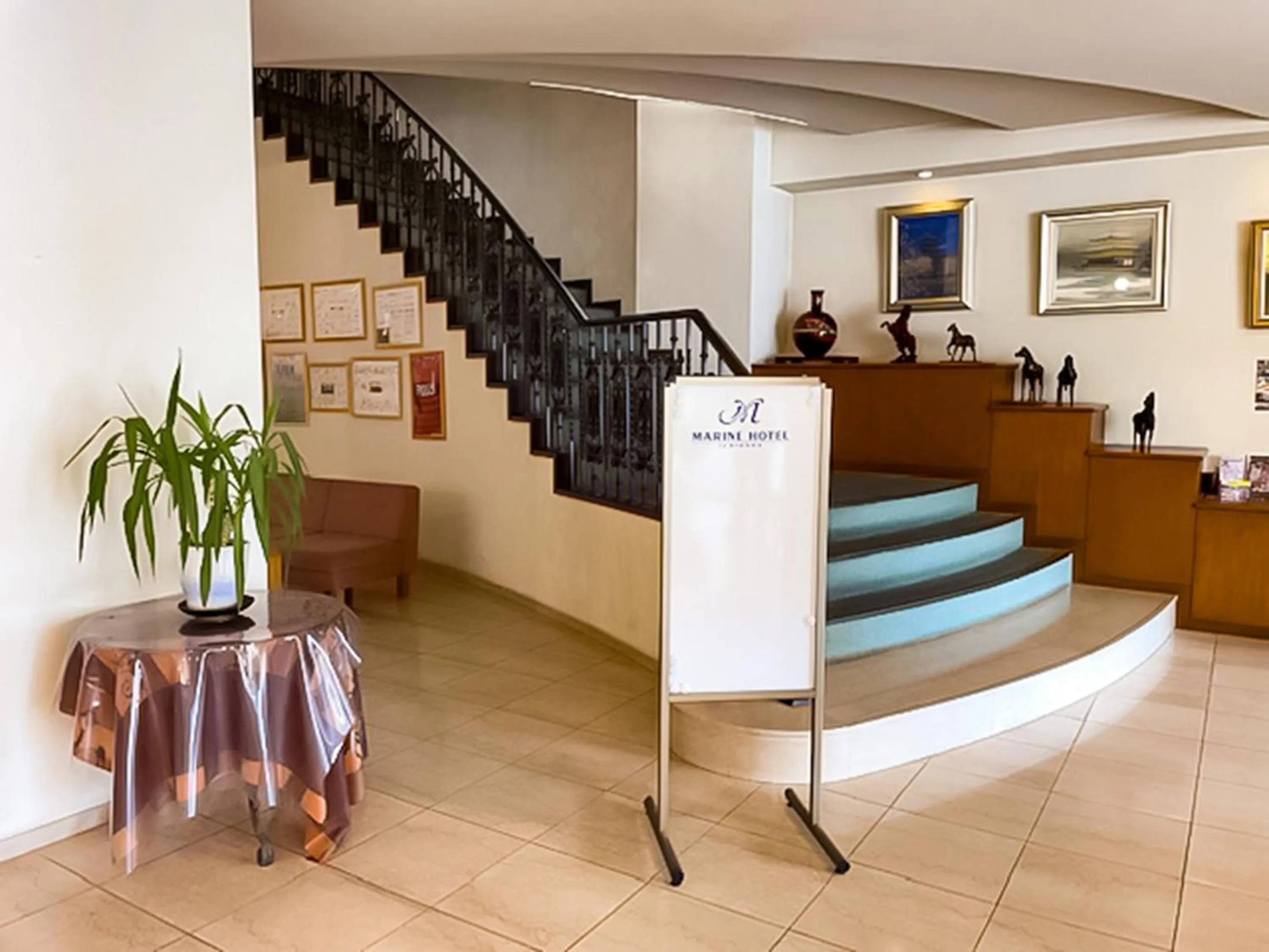Lobby or reception in Ichihara Marine Hotel