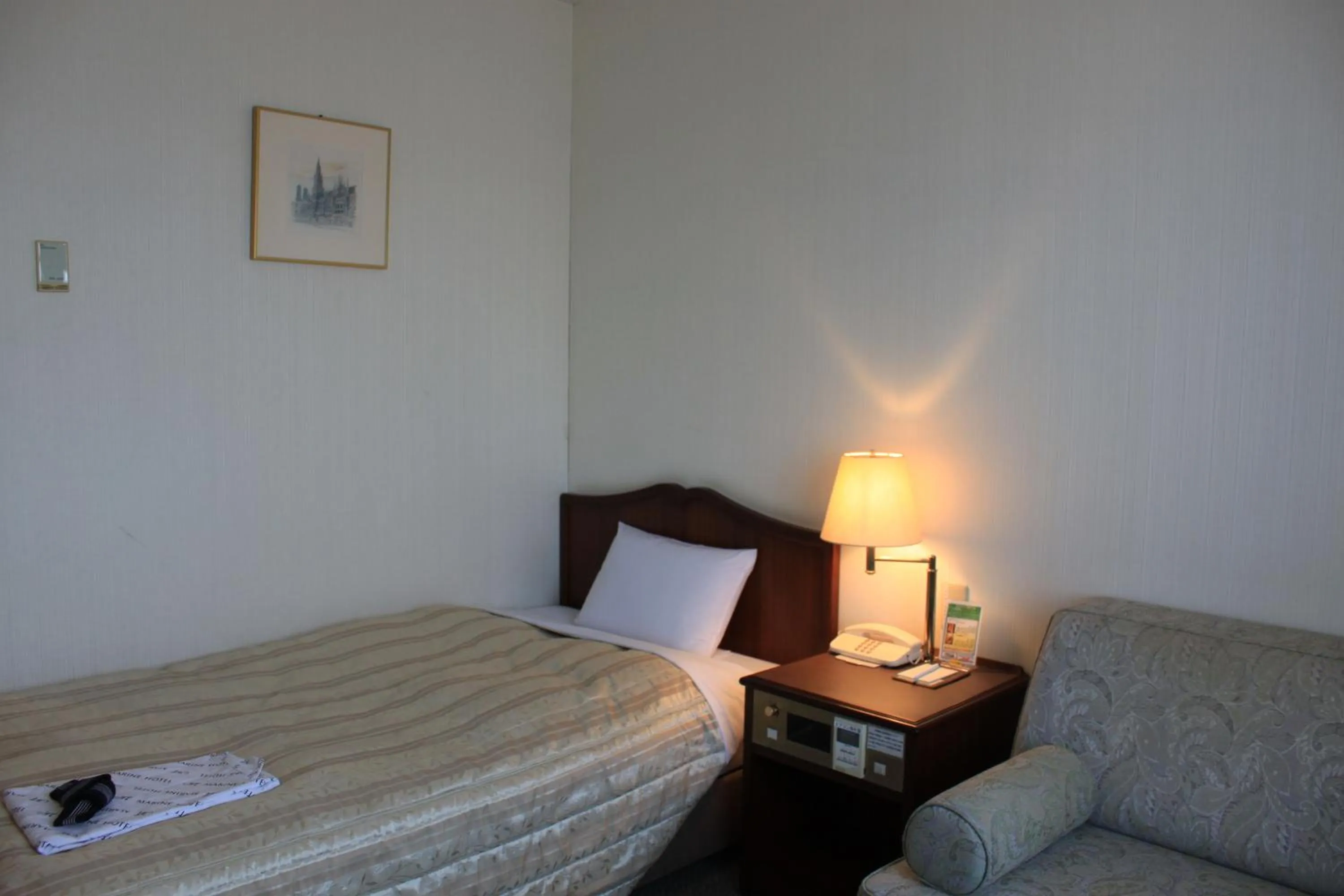 Photo of the whole room, Bed in Ichihara Marine Hotel