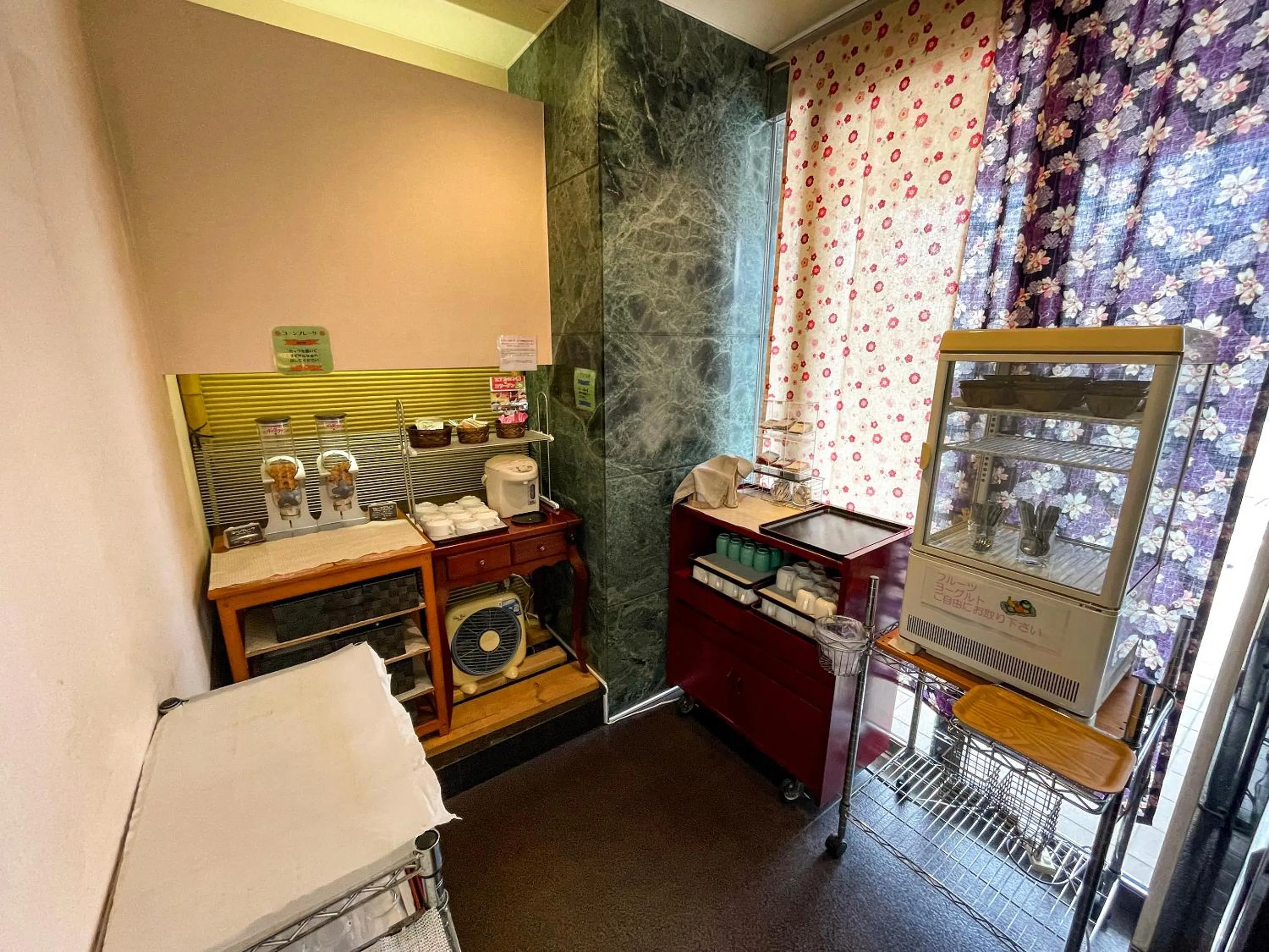 Buffet breakfast in Ichihara Marine Hotel