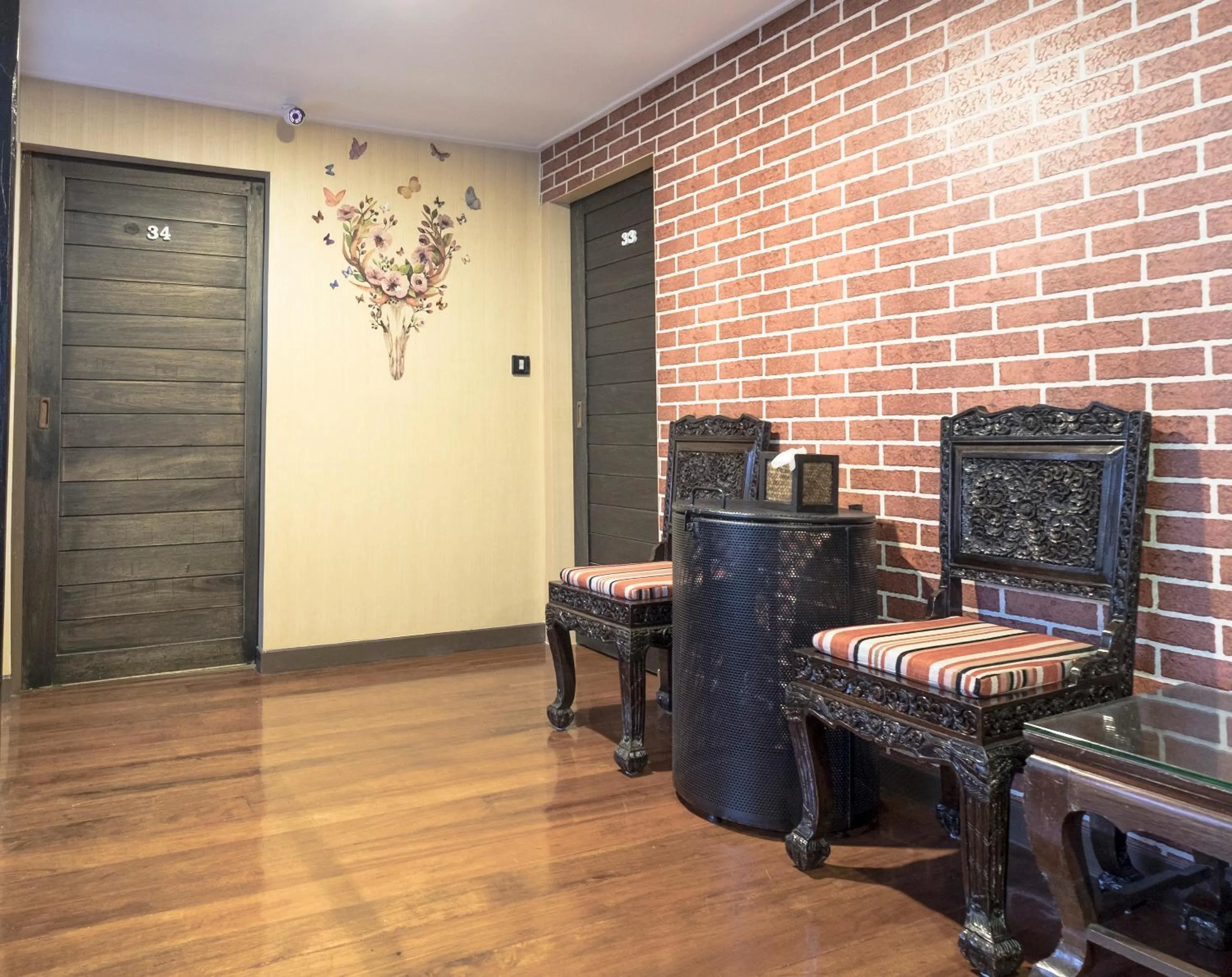 Seating area in Check-in My Hostel