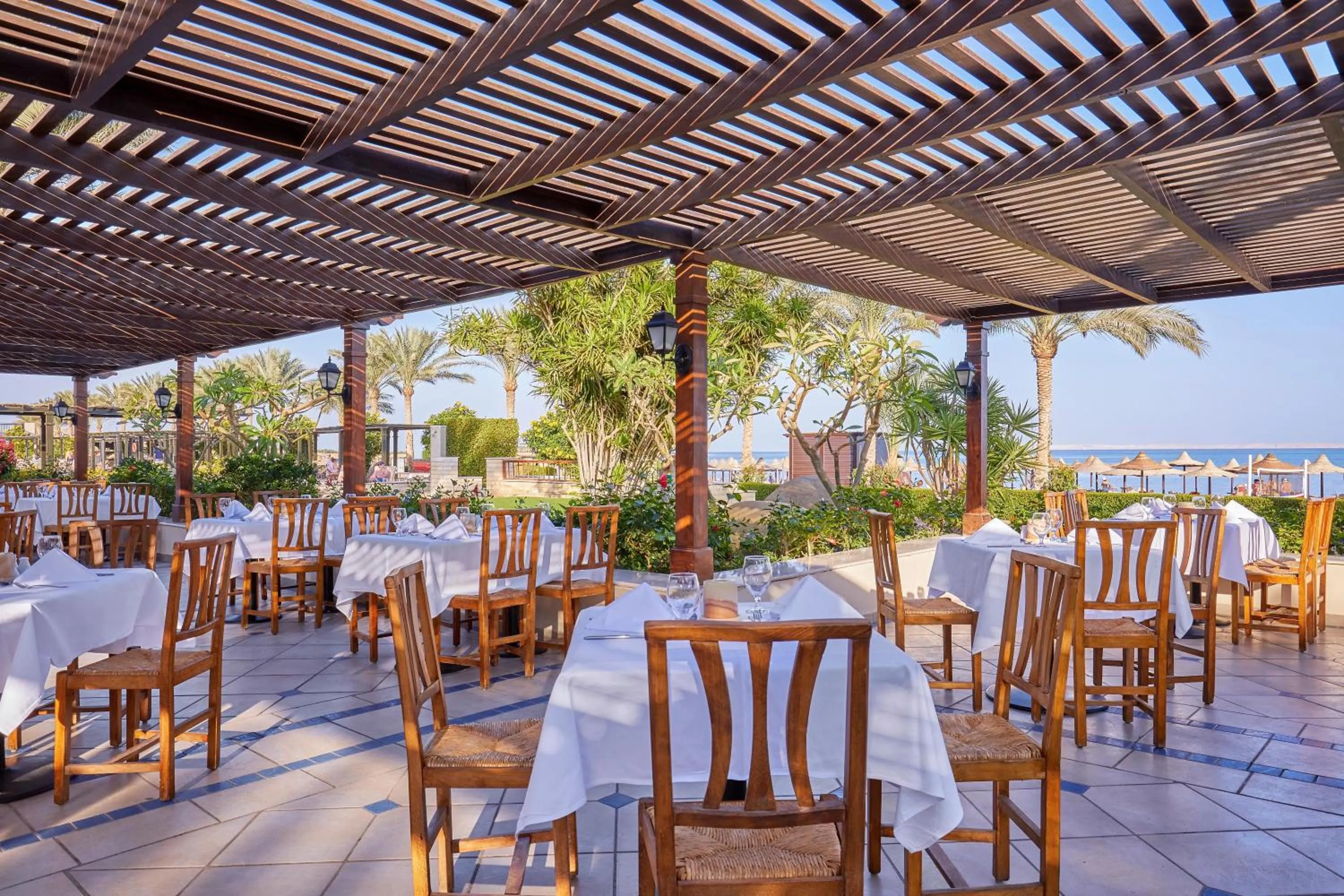 Restaurant/places to eat in JAZ Belvedere