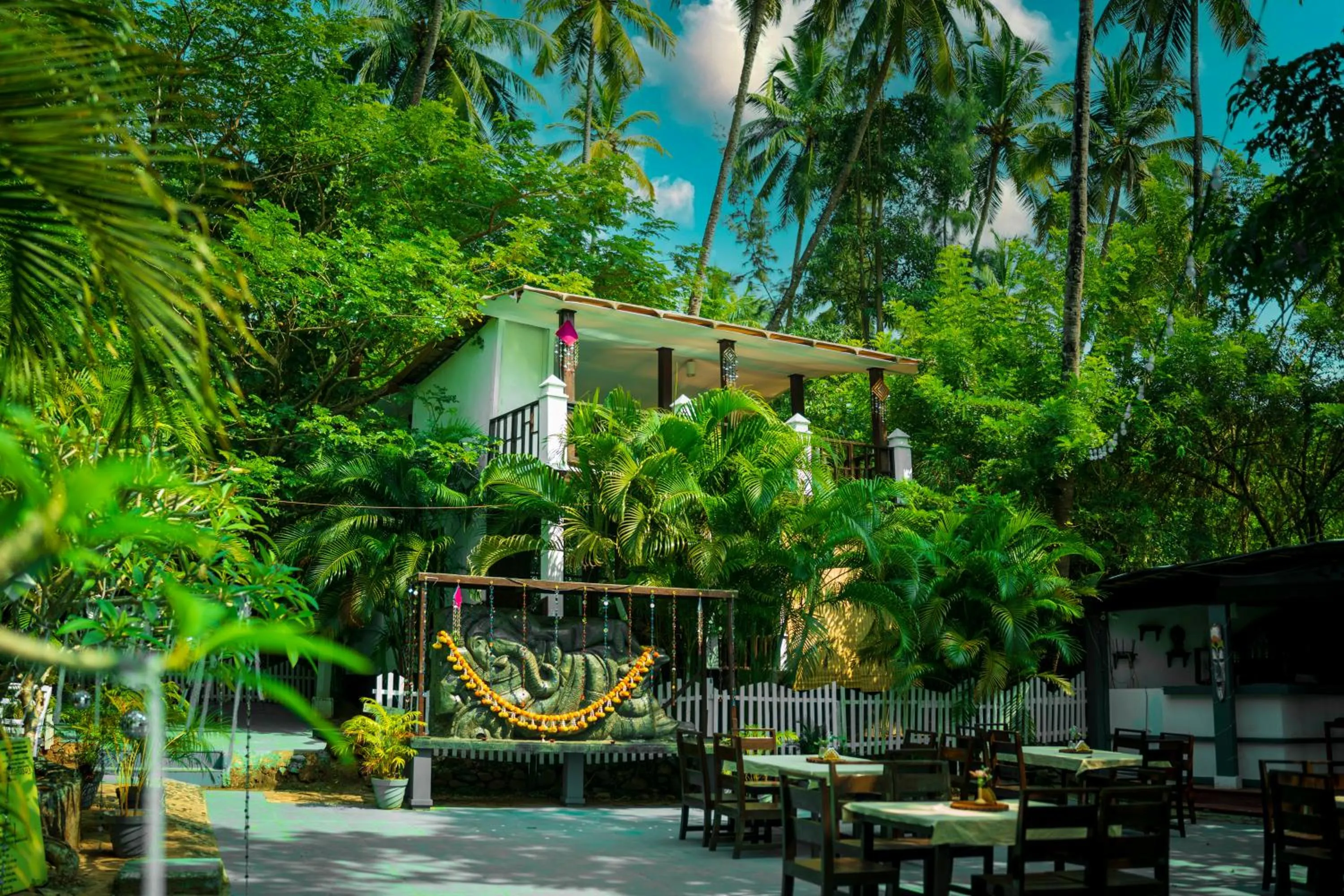 Bedroom in La La Land Resort Goa