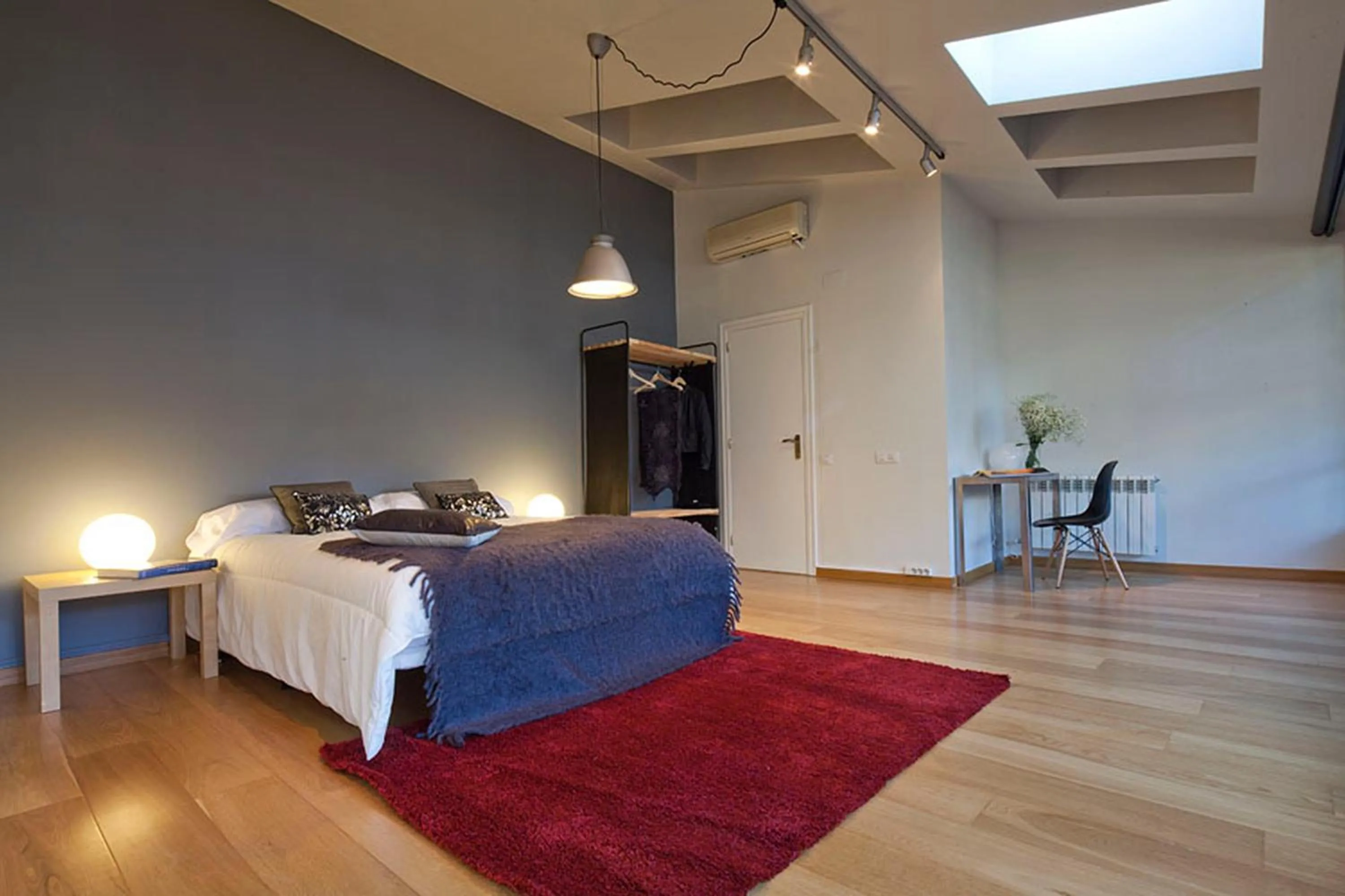 Bedroom, Bed in Attic Apartment in Bonanova with Private Terrace